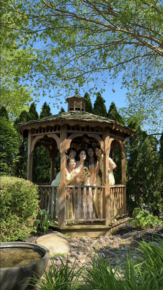 new-jersey-wedding-content-creator-bridesmaids.gif