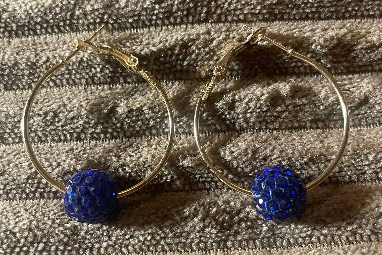 Earrings-Hoops - 30mm wide, Gold color, round blue rhinestone