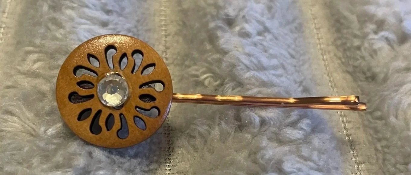 Bobby Pin, Chic Wooden Button w/Rhinestone