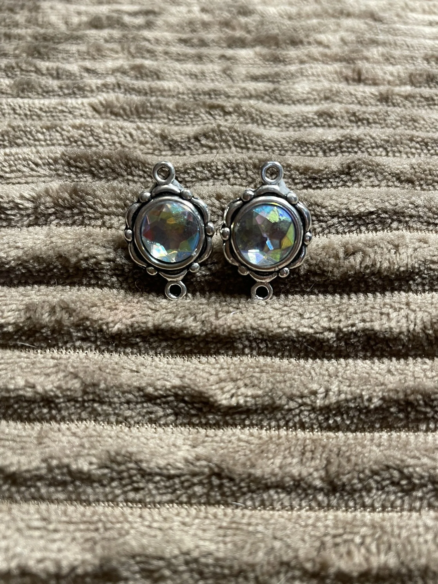 Earrings, Round Iridescent Western Posts