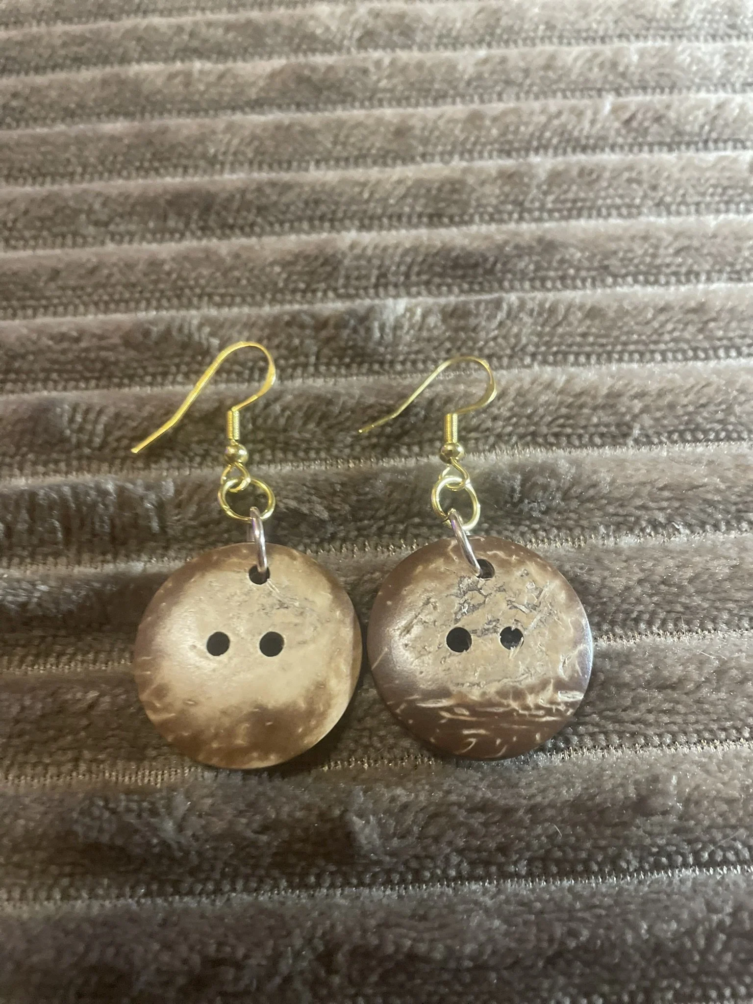 Earrings, Coconut Shell - Light Color w/Gold Color Hardware