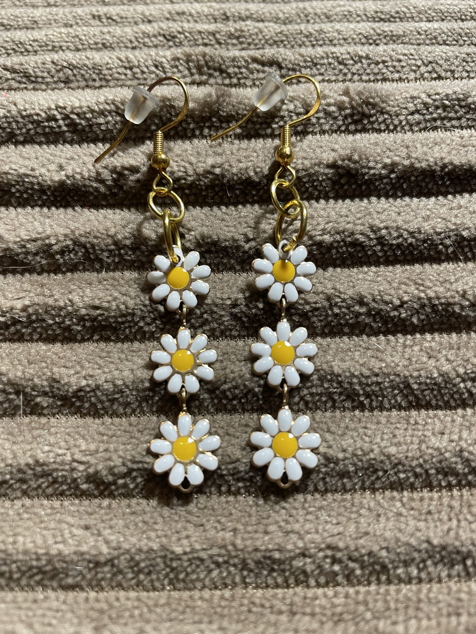 Earrings, Charming Metal Daisy Charms