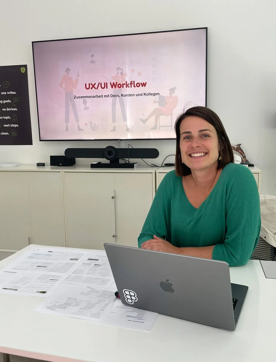 UX Workshop mit Teamarbeit und Zusammenarbeit für digitale Produkte