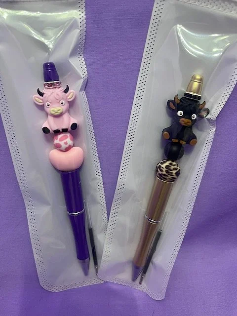 Highland Cow Pen Set