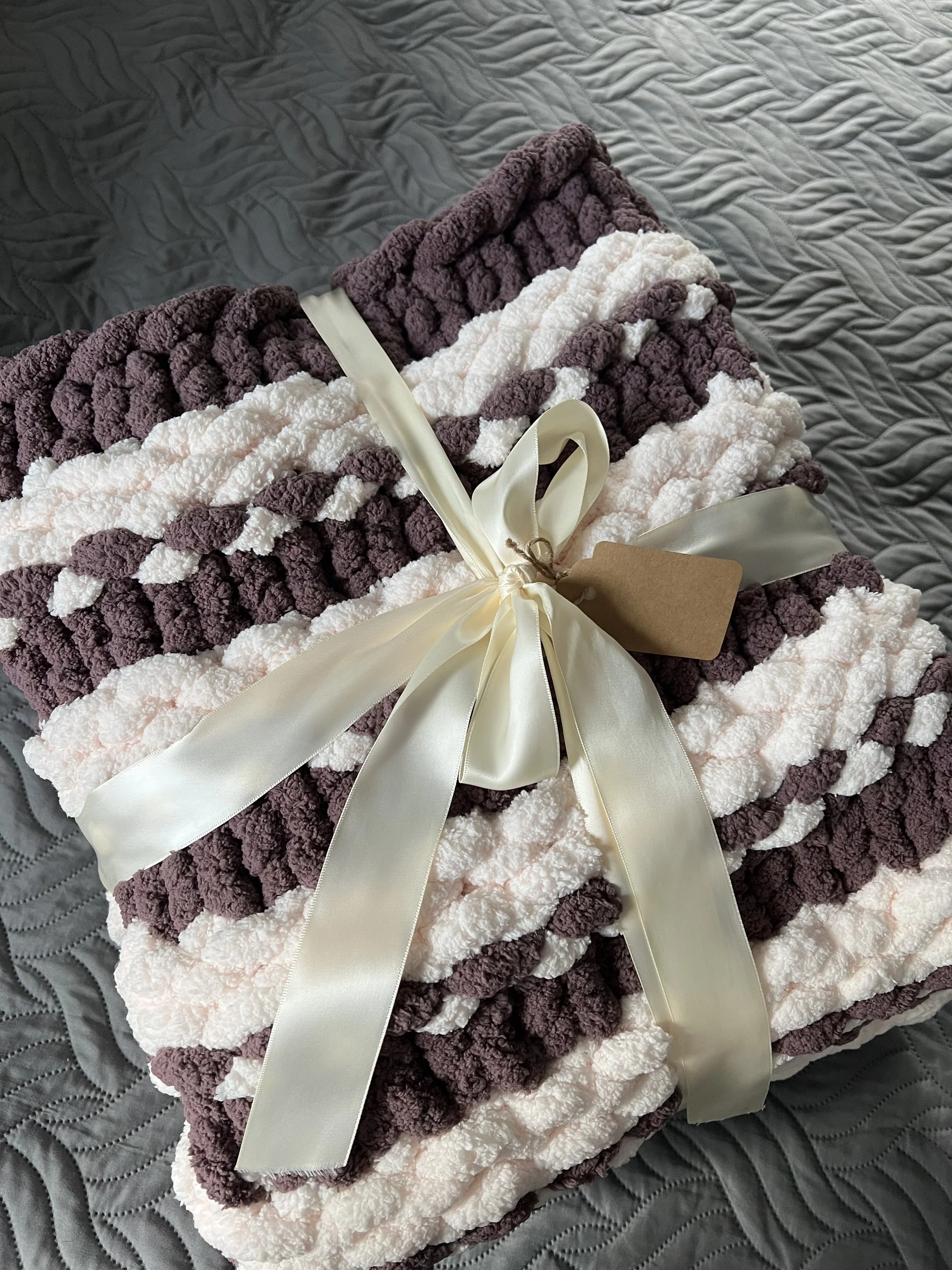 Chunky Hand Knit Blanket - Lilac and Soft Pink