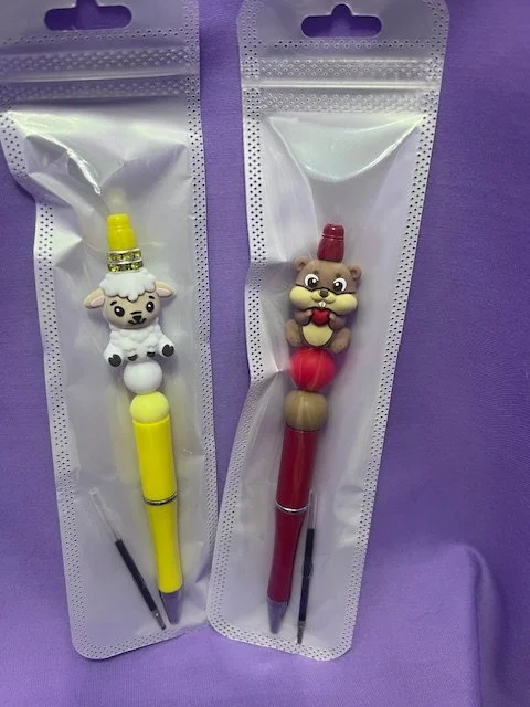 Lamb and Otter Pen Set