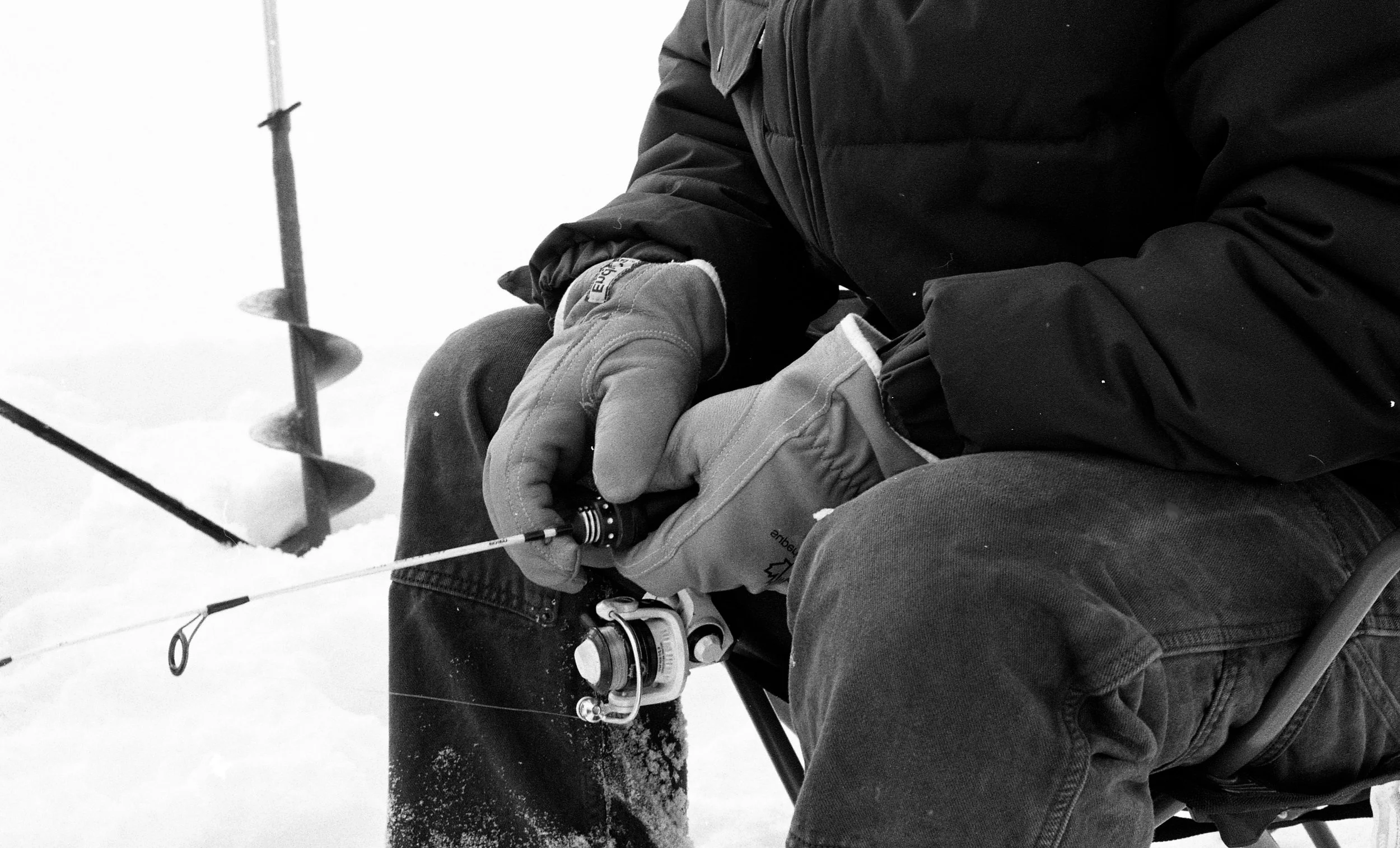 Pêche sur glace argentique