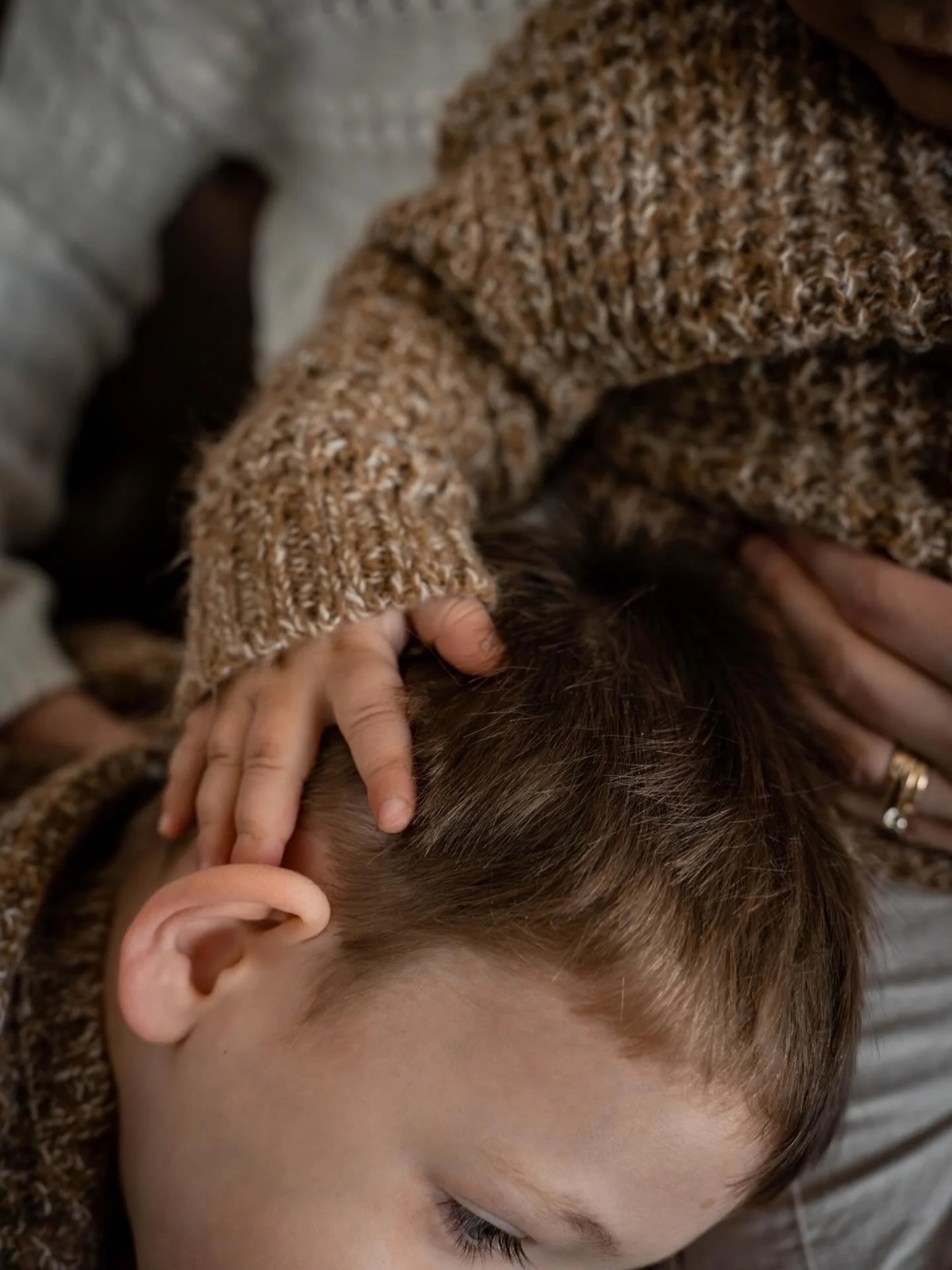 &ldquo;I&rsquo;ve got you, bro.&rdquo;
⠀⠀⠀⠀⠀⠀⠀⠀⠀
⠀⠀⠀⠀⠀⠀⠀⠀⠀
⠀⠀⠀⠀⠀⠀⠀⠀⠀
⠀⠀⠀⠀⠀⠀⠀⠀⠀
 #daytonohiofamilyphotographer
#beavercreekohiophotographer #ketteringohiophotographer #racheltanedophoto #racheltanedofamilies
⠀⠀⠀⠀⠀⠀⠀⠀⠀
To book for 2026 go to the link i