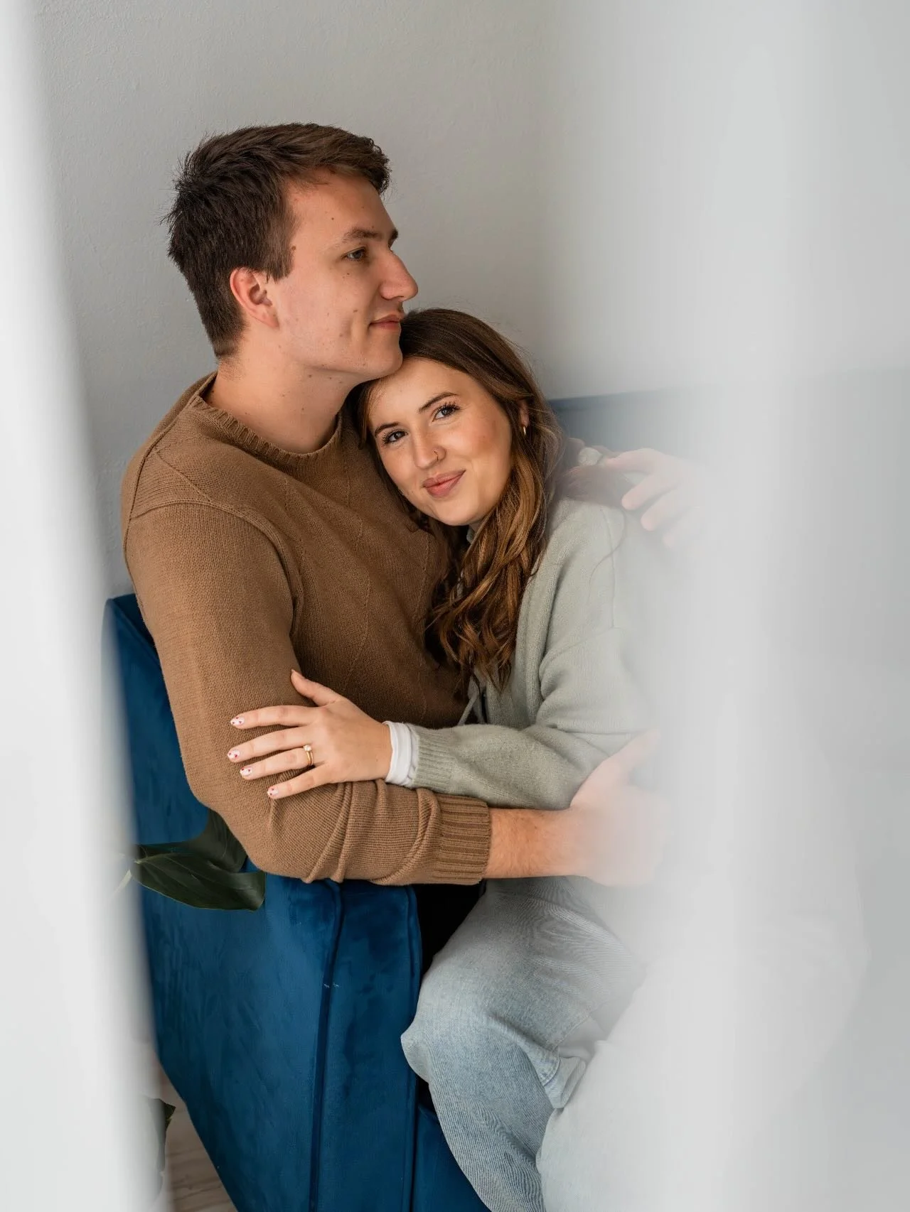 Stooooop. Did you know curtains were magical!? Well, they are.
⠀⠀⠀⠀⠀⠀⠀⠀⠀
 #daytonohiofamilyphotographer
#beavercreekohiophotographer #ketteringohiophotographer #racheltanedophoto #racheltanedofamilies