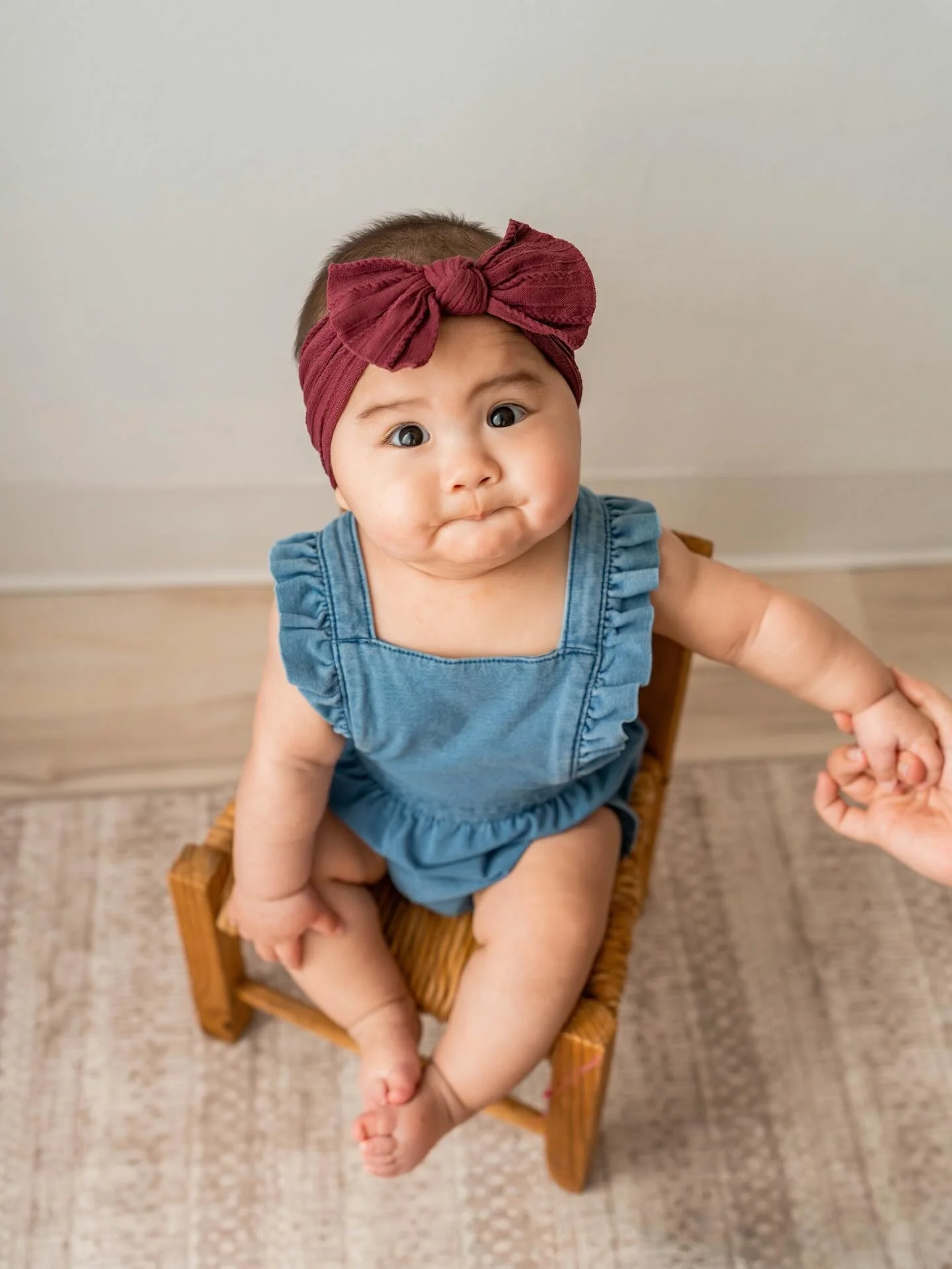 One day this version of your baby will only exist in photos.
⠀⠀⠀⠀⠀⠀⠀⠀⠀
The squishy cheeks &amp; tiny toes... the way their hand wraps around just one of your fingers.
⠀⠀⠀⠀⠀⠀⠀⠀⠀
One day they&rsquo;ll need a bigger chair. There will come a time when sh