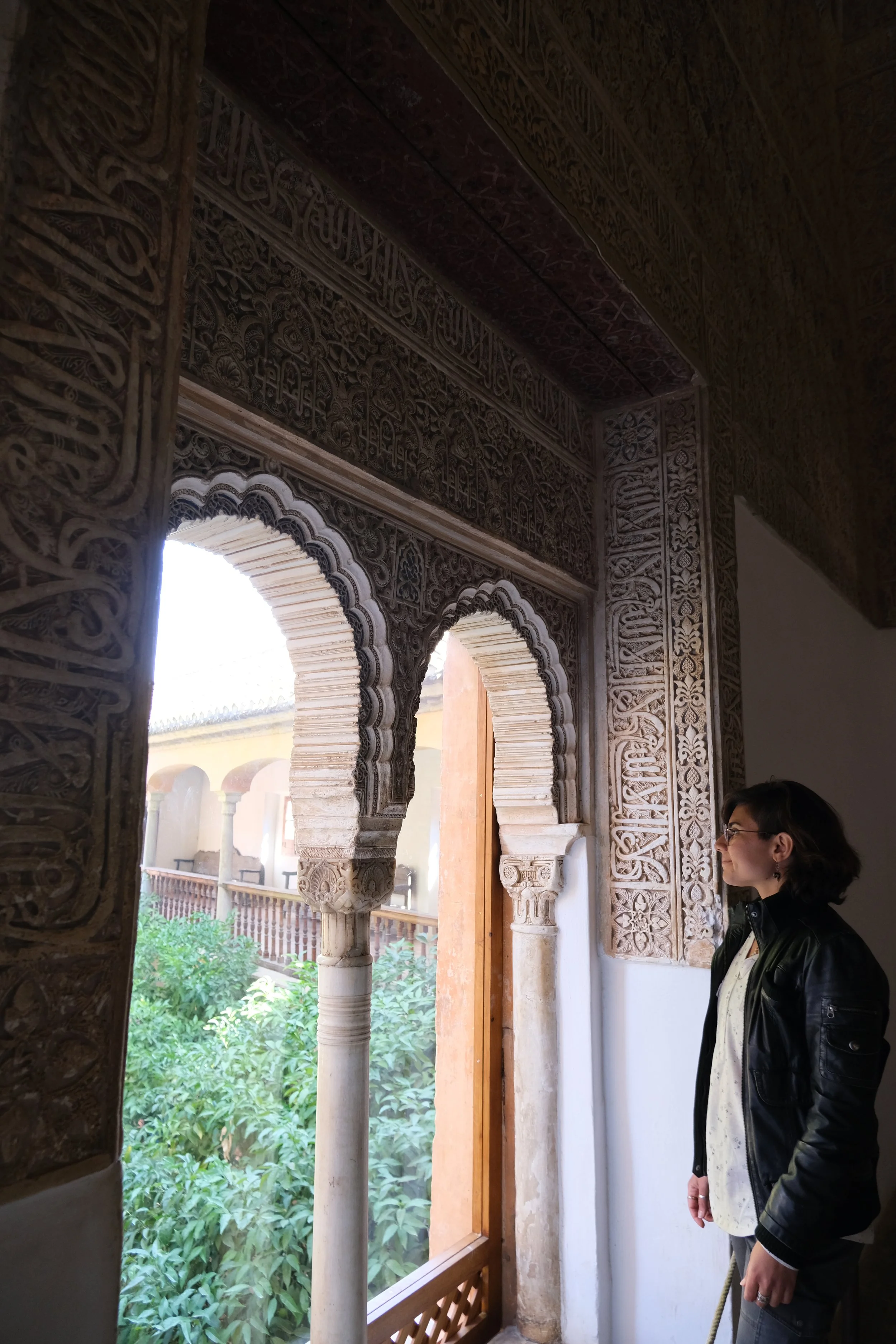 coach, staring into distance, slow living, arch, granada