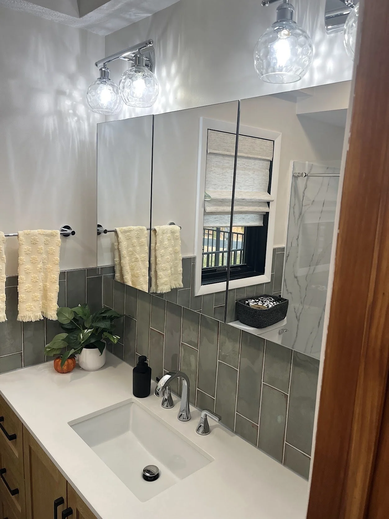 IMG_0284 - Copy (2) - Copy.jpg