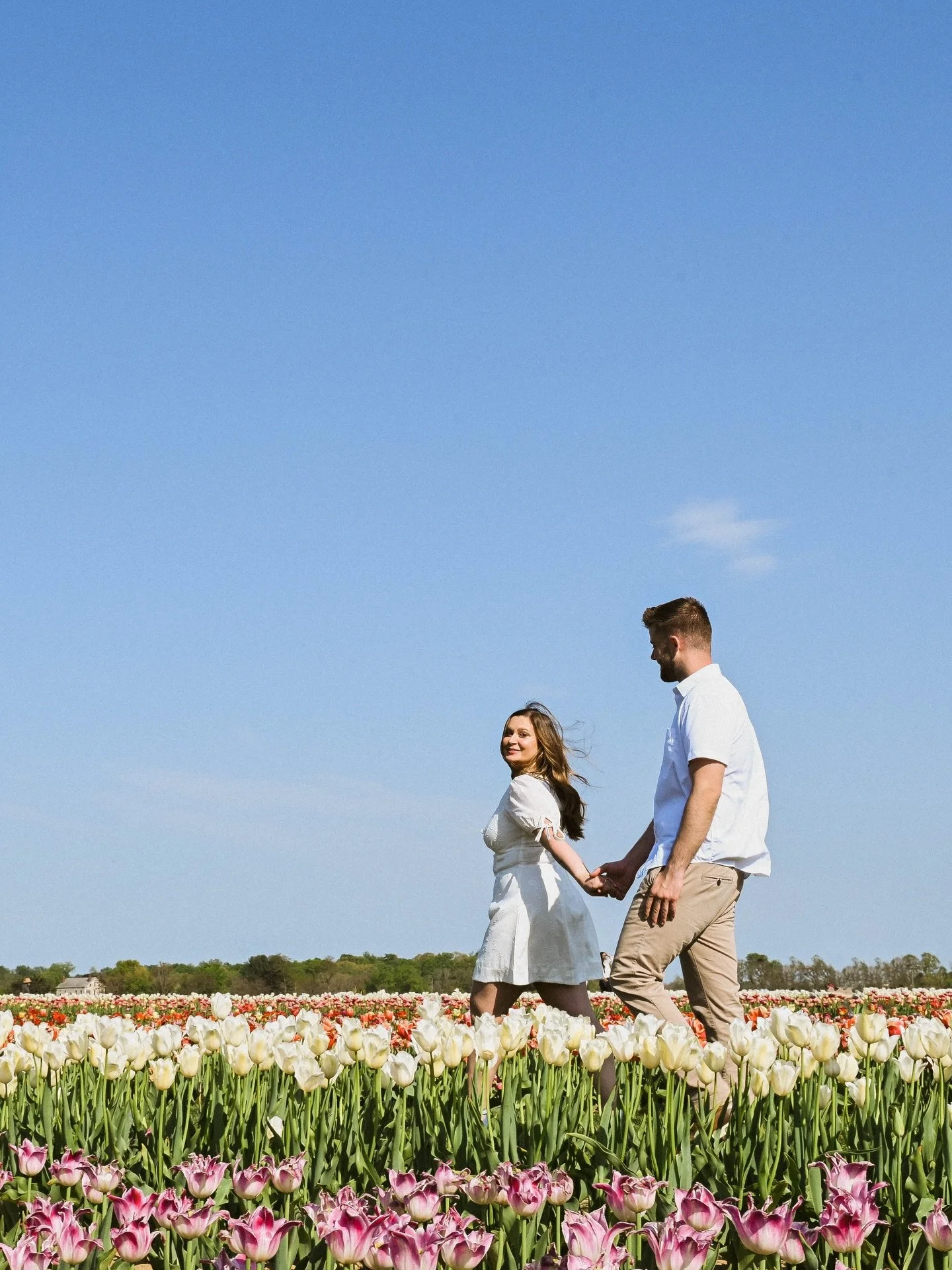 David &amp; Jordan in the tulips🌷
What an absolute joy it was to work with these two last night.
.
.
#newjerseyweddingphotographer #pennsylvaniaweddingphotographer #marylandweddingphotographer #newjerseywedding #njweddingphotographer
