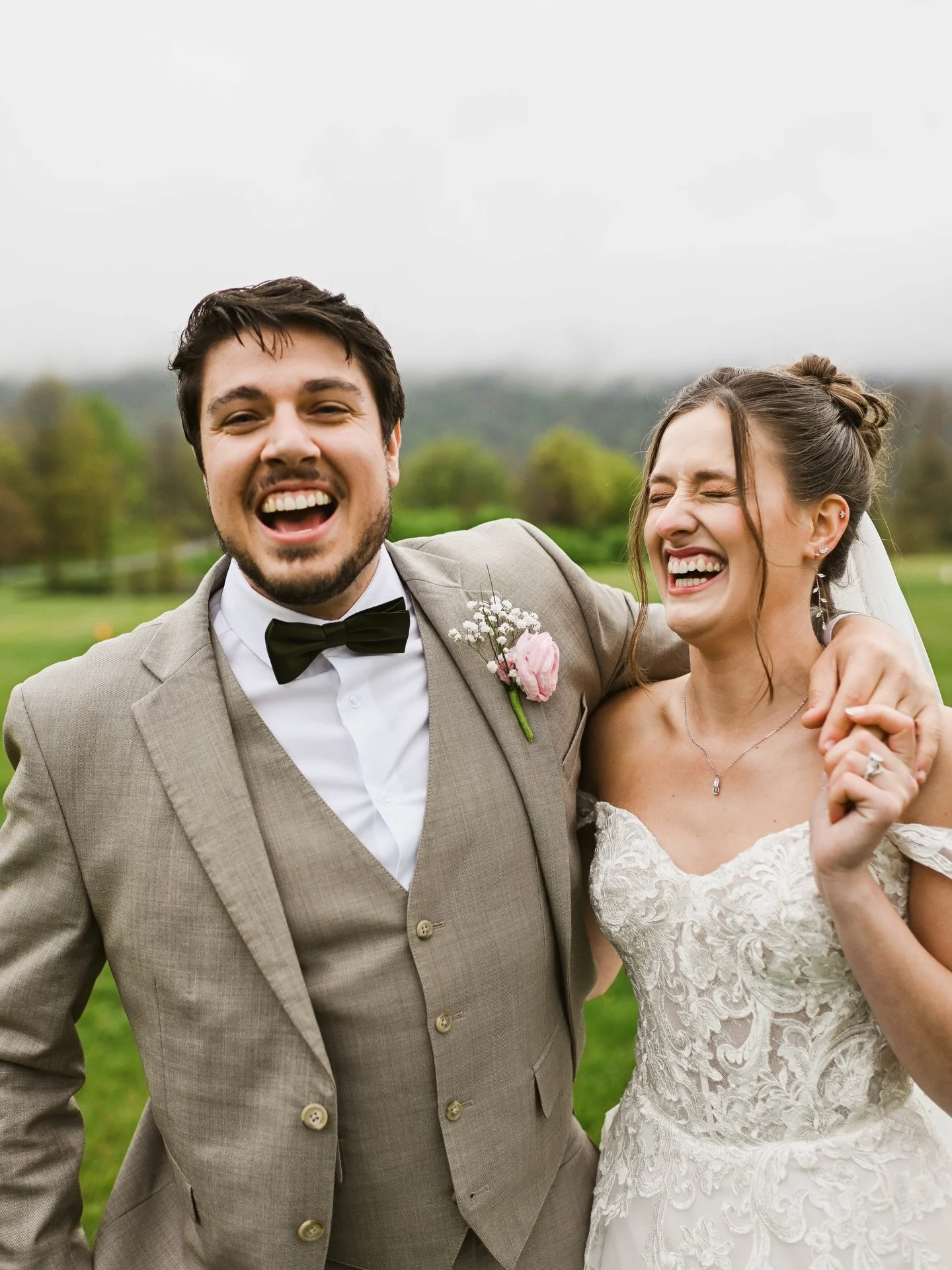 Here&rsquo;s what no one will tell you about rainy wedding days:

On rainy wedding days you lose something and you gain something. As a vendor, you lose the ability to do the same old same old. You lose the extra time you&rsquo;re worked into the day