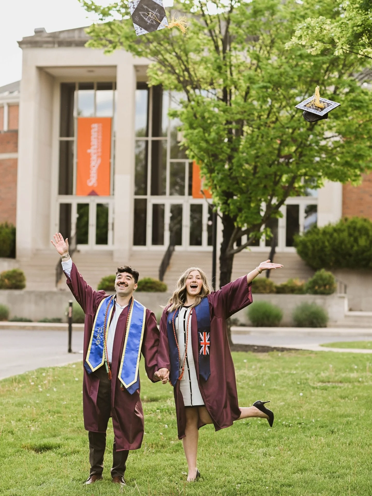 It&rsquo;s not often that we get to do college graduation photos and I&rsquo;m so grateful Maggie reached out. Maggie and Ryan had a joint graduation session at SU last night and I had the best time working with these two. It&rsquo;s such a joy to wo