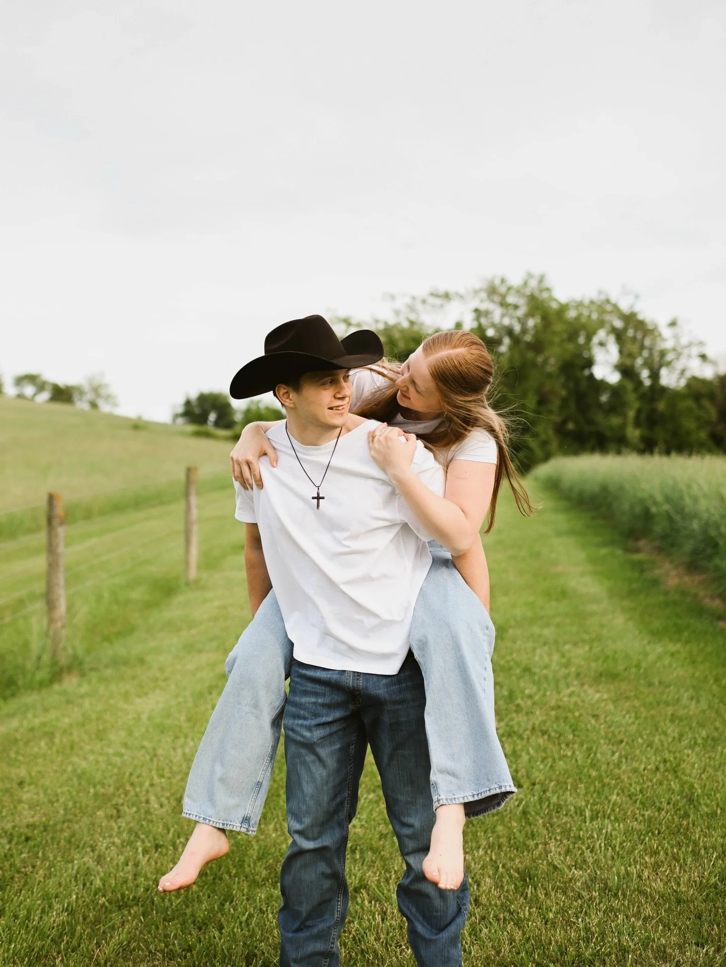 You guys, I don&rsquo;t know what has been in the water recently but every single engagement session this year has been filled with so much joy. 

We hung out with Isaiah and Maddie last night in Maryland and when I tell you I left that session smili