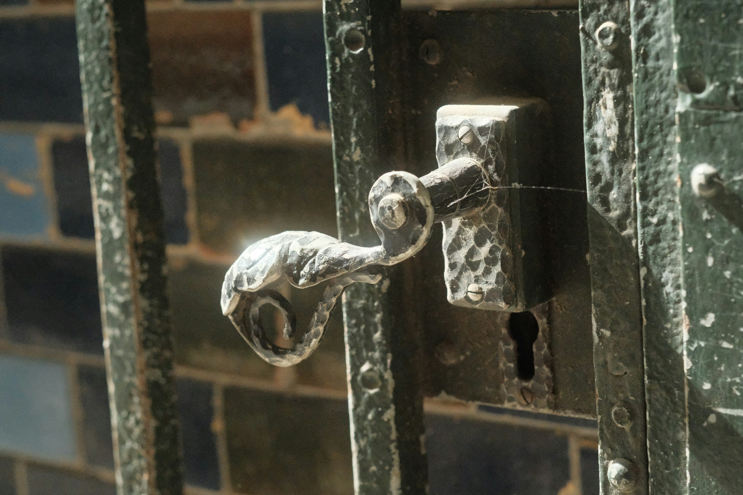 Past Life Regression: What It Is and What to Expect