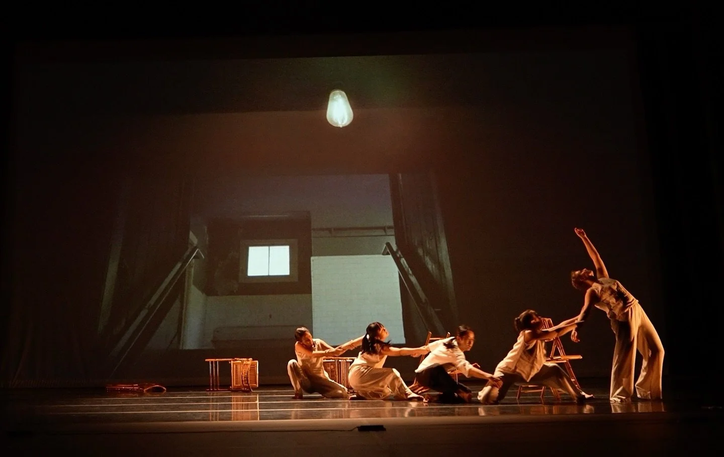 🌻 my first performance at duke

november 17 &amp; 18, 2023
&ldquo;Points of Arrival&rdquo;
choreography by @jingqiu.guan 
November Dances 2023
Reynolds Industries Theater