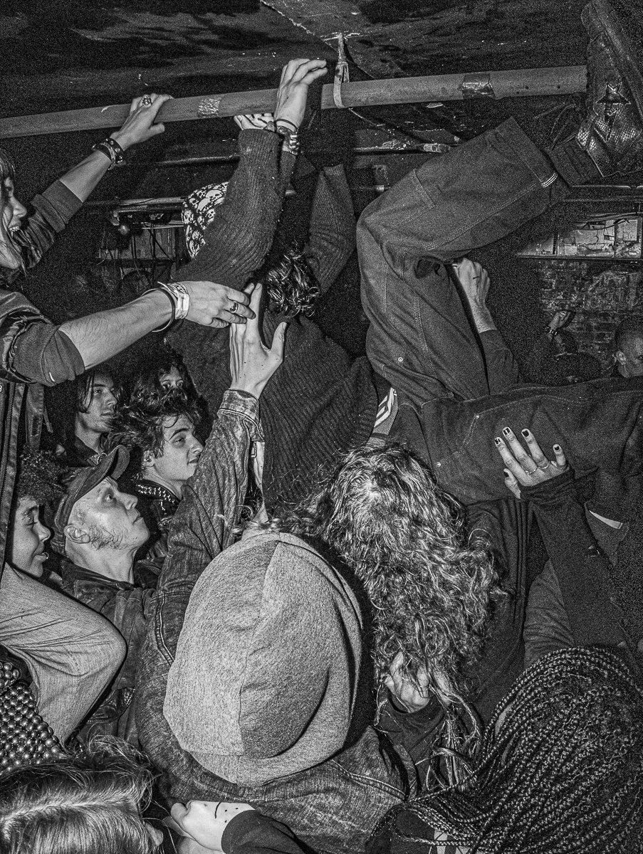 a w modicictom-2.jpg