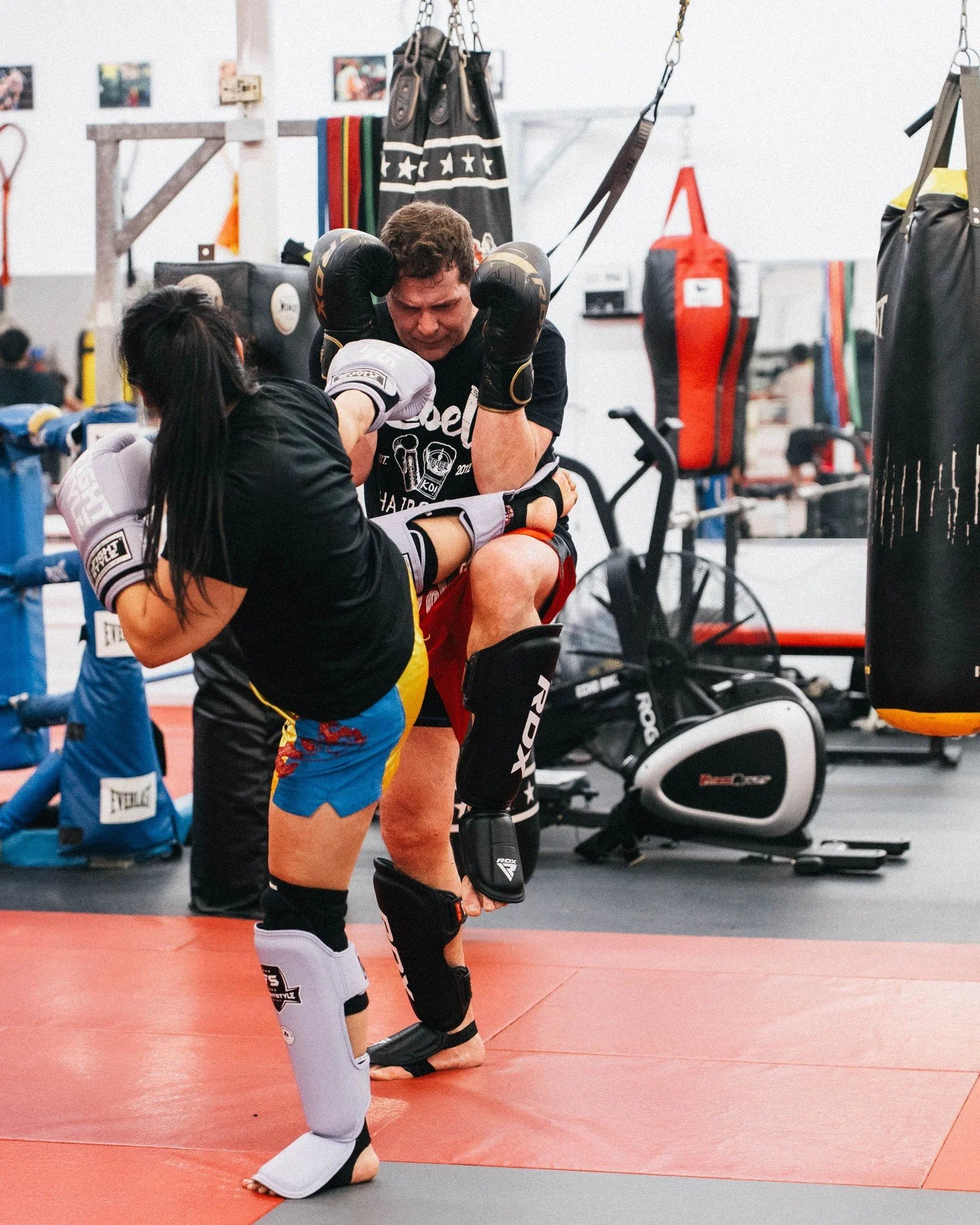 Happy Monday Rebels Technique of the Week: Defense &amp; Checking Kicks. 🛡️🥊

Defense is one of the most important foundations in Muay Thai. By learning how to check kicks and maintain a strong guard, fighters can prevent damage, control the pace, 
