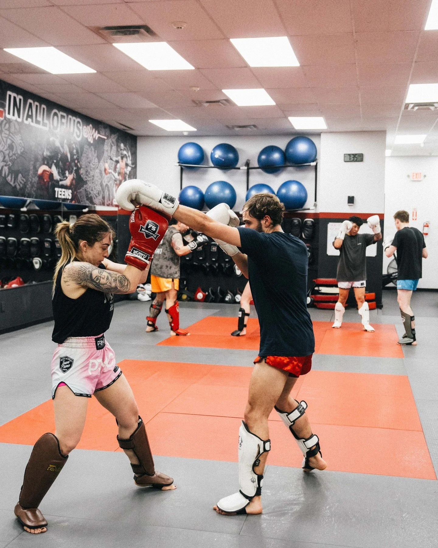 This week we&rsquo;re sharpening the details:

Checking kicks by turning the shin out to meet impact, taking away power before it lands. 🦵

Catching and controlling kicks to break rhythm and create your own counters. 

Keeping a tight guard&mdash;el