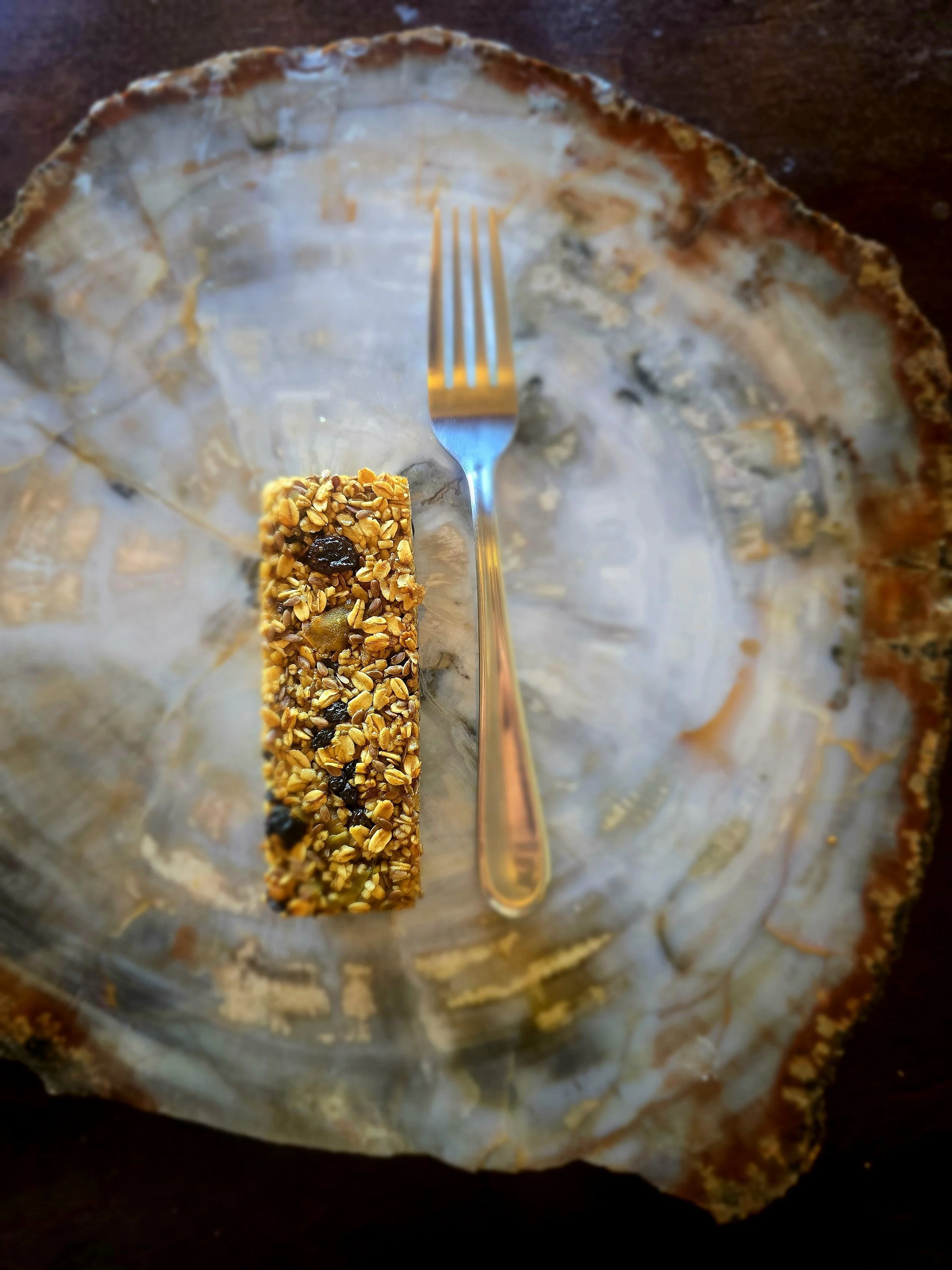 Chew This Oatmeal Raisin Bar