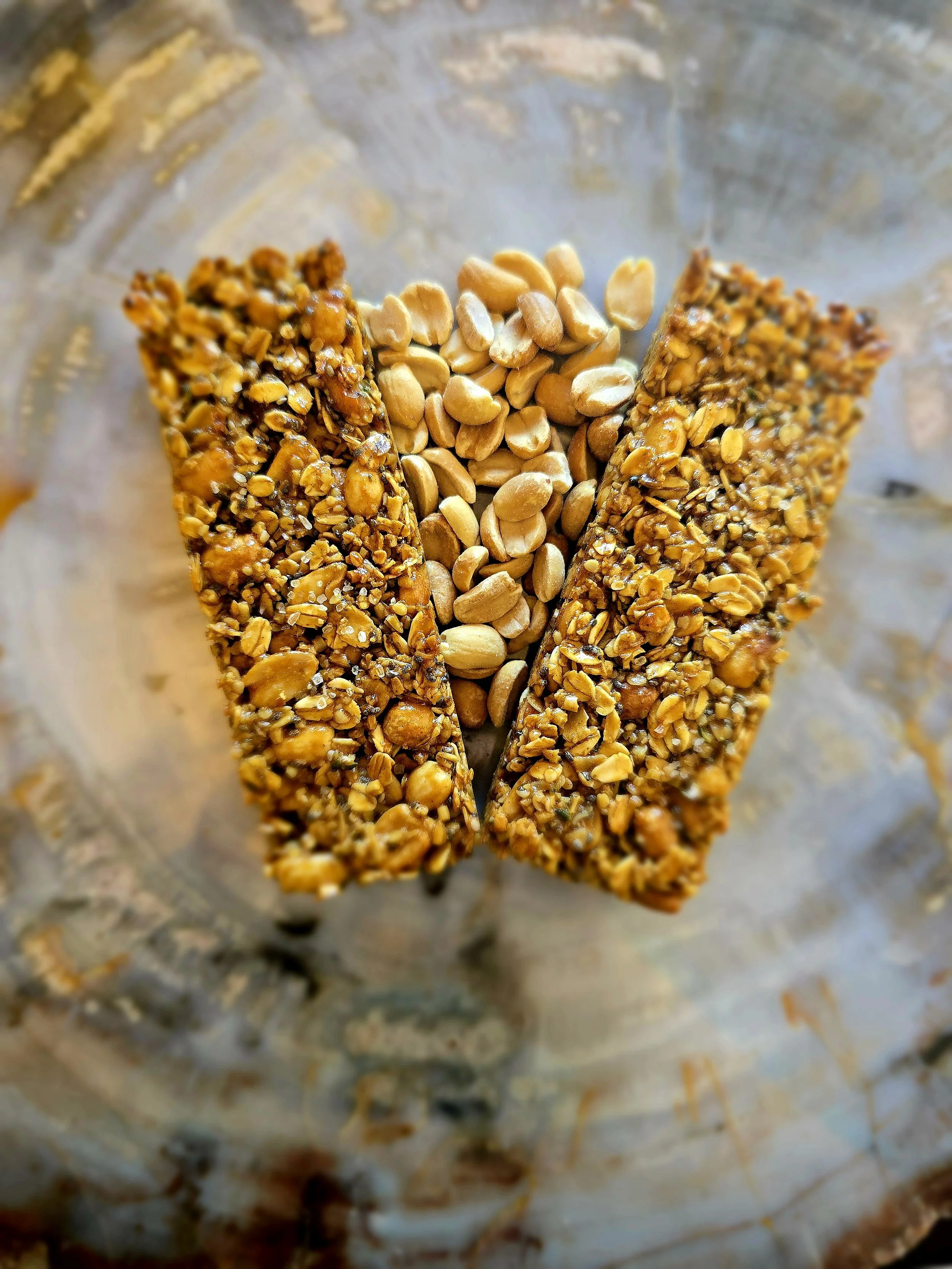 Chewy Peanut Granola Bar