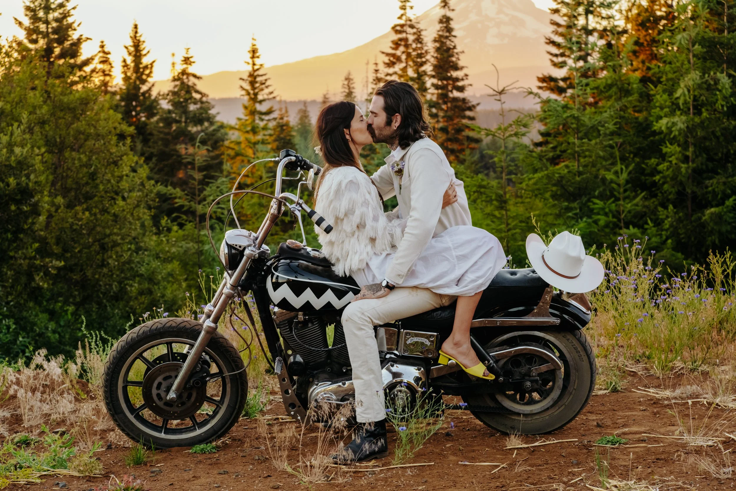 Kal & Hannah — Spontaneous Forest Elopement in Washington