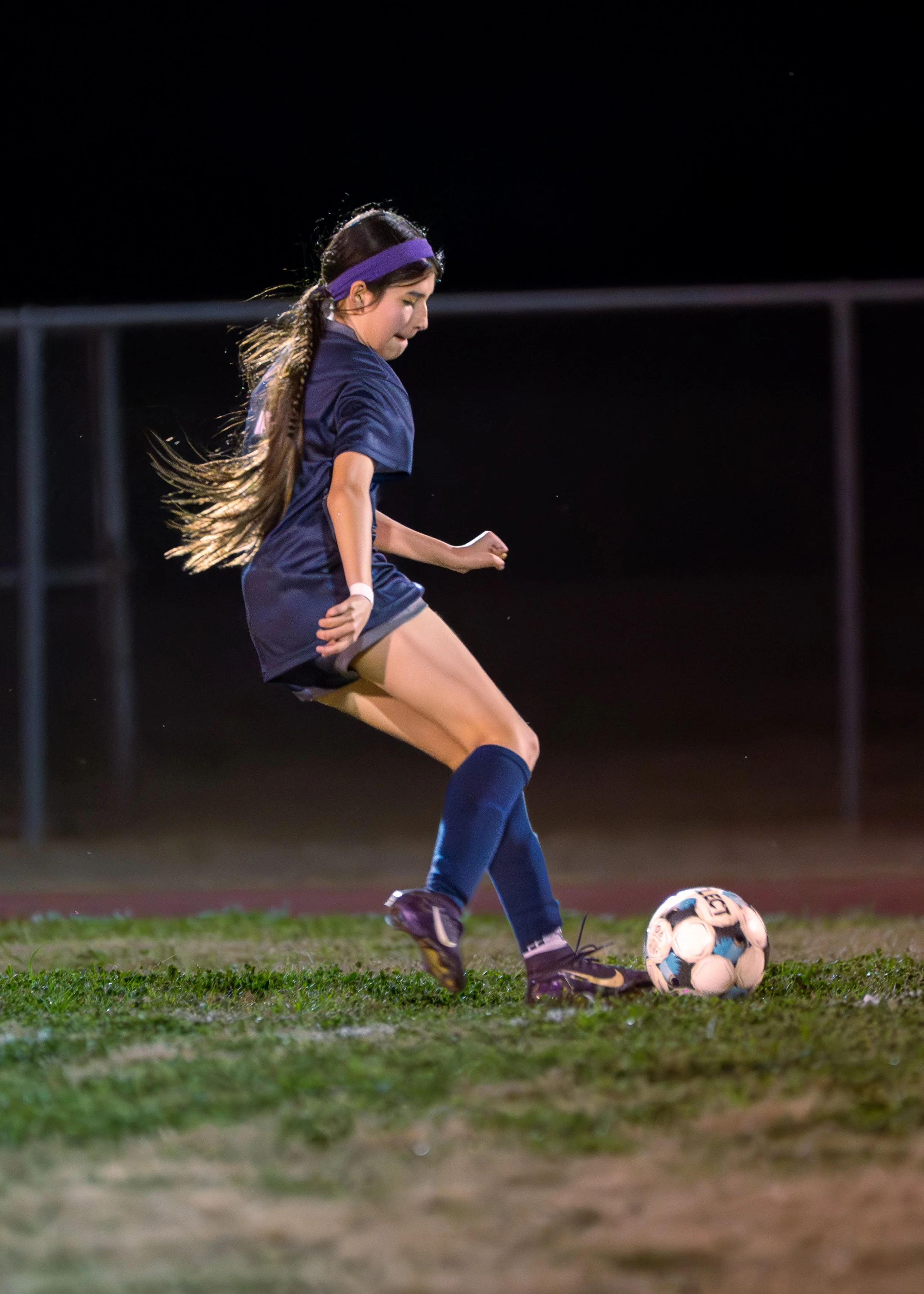 Liz Daughter soccer game (18 of 23).jpg