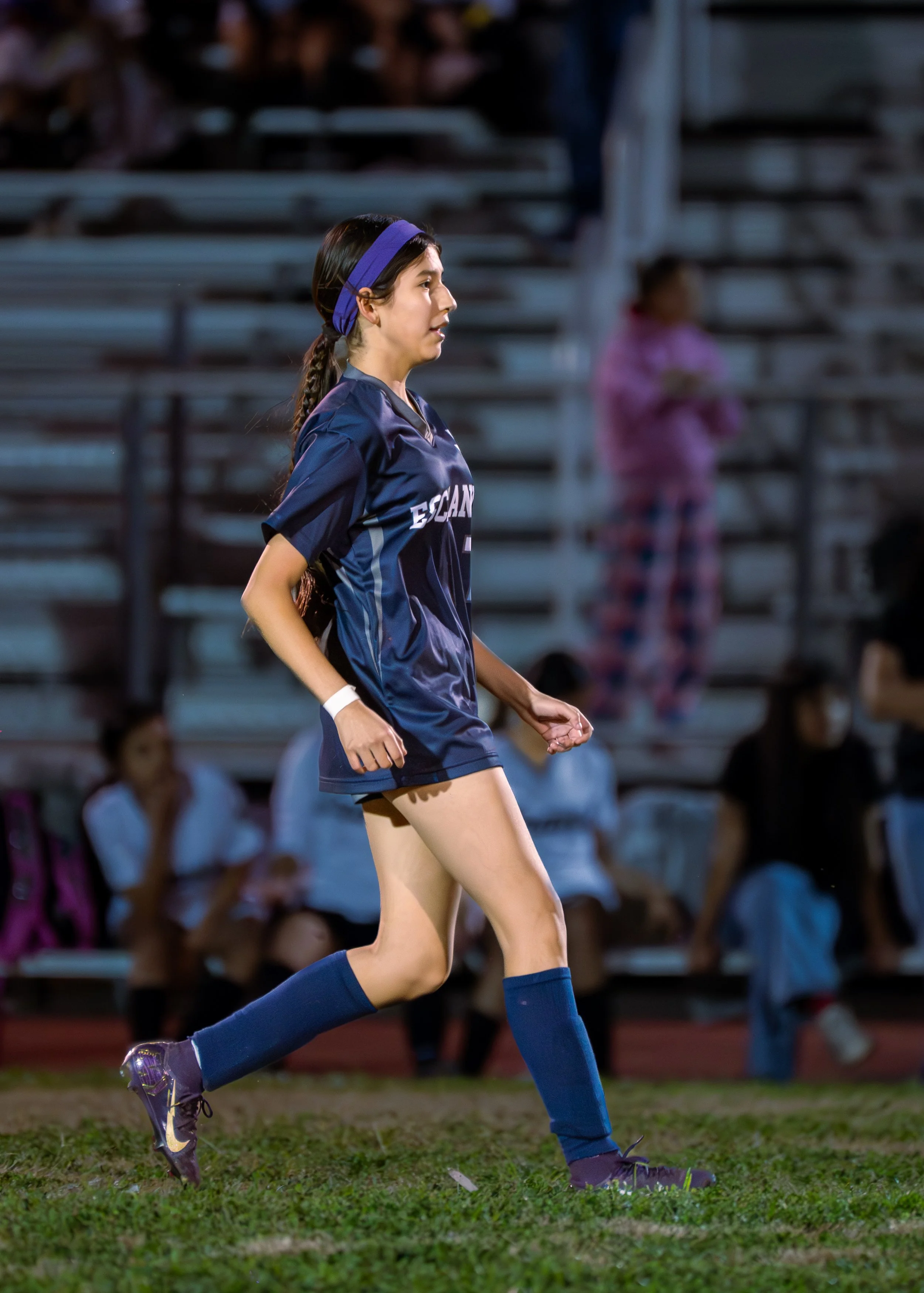 Liz Daughter soccer game (6 of 23).jpg