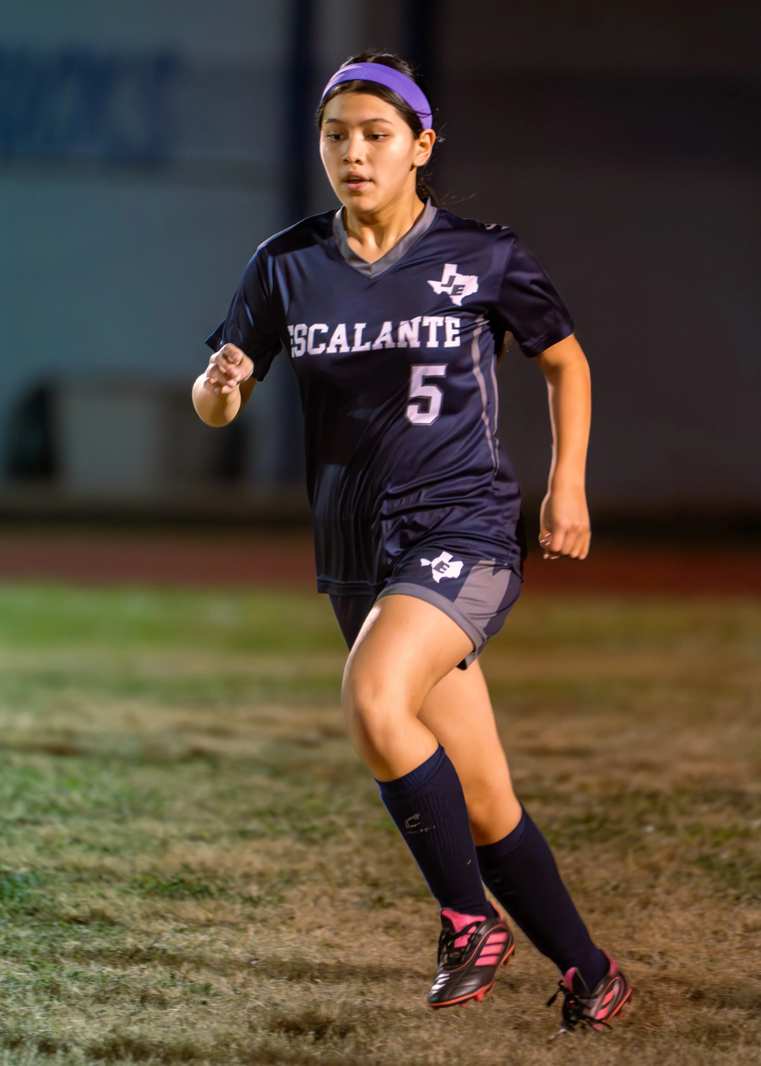 Liz Daughter soccer game (4 of 23).jpg
