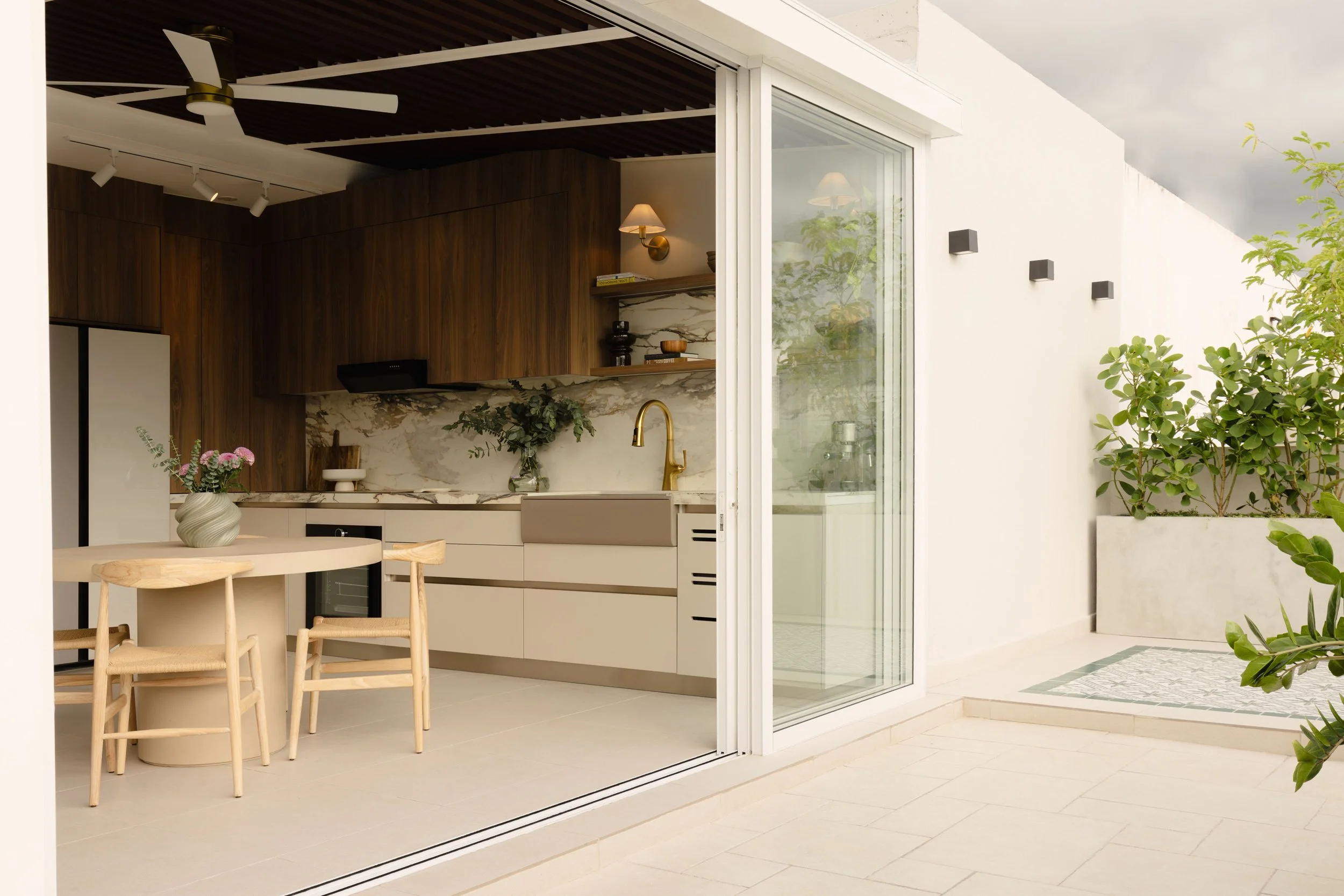 TerrazaSkySwiss-7 FIXED.jpg