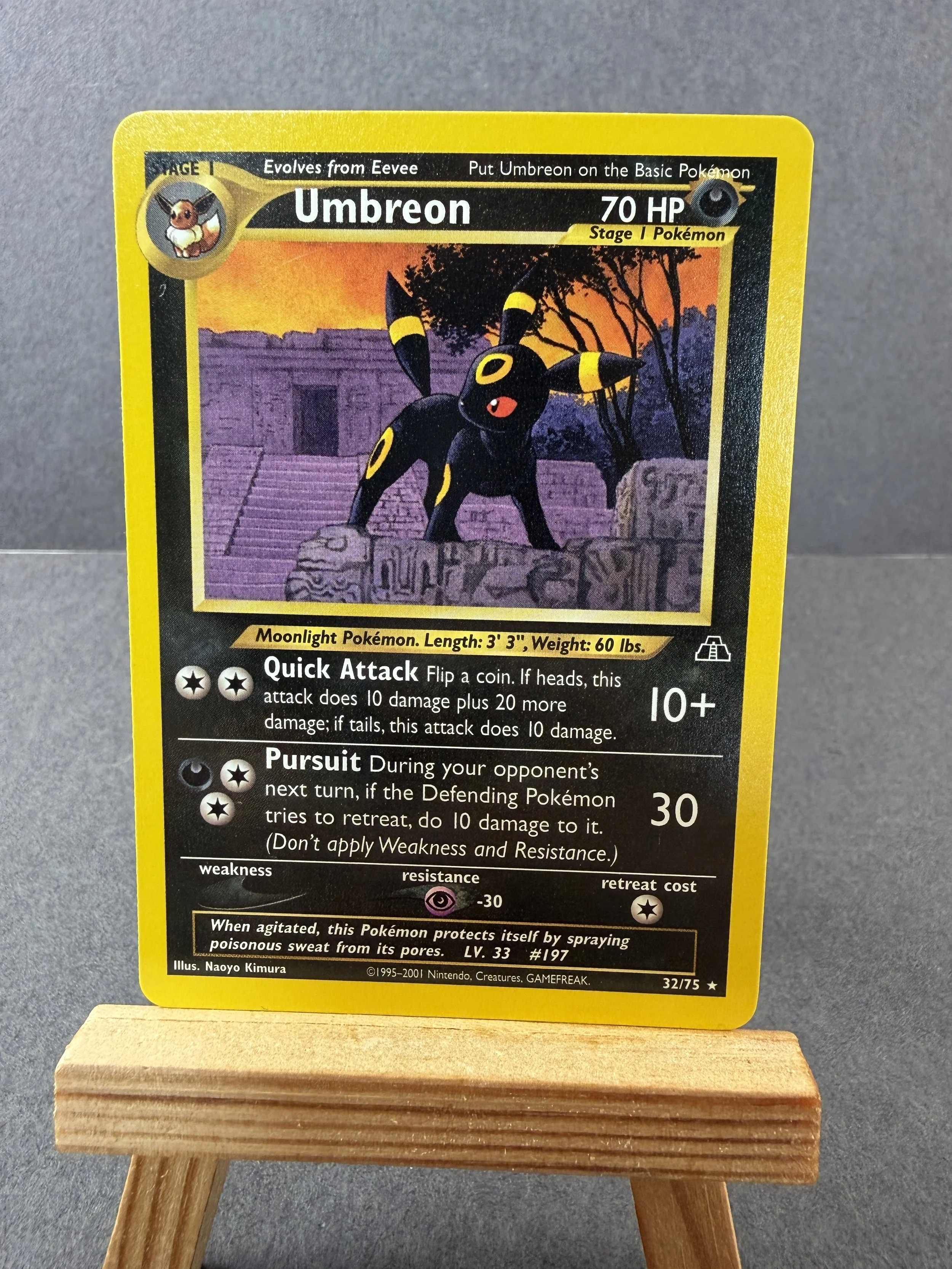 Umbreon 32/75 Neo Discovery Card - Near Mint