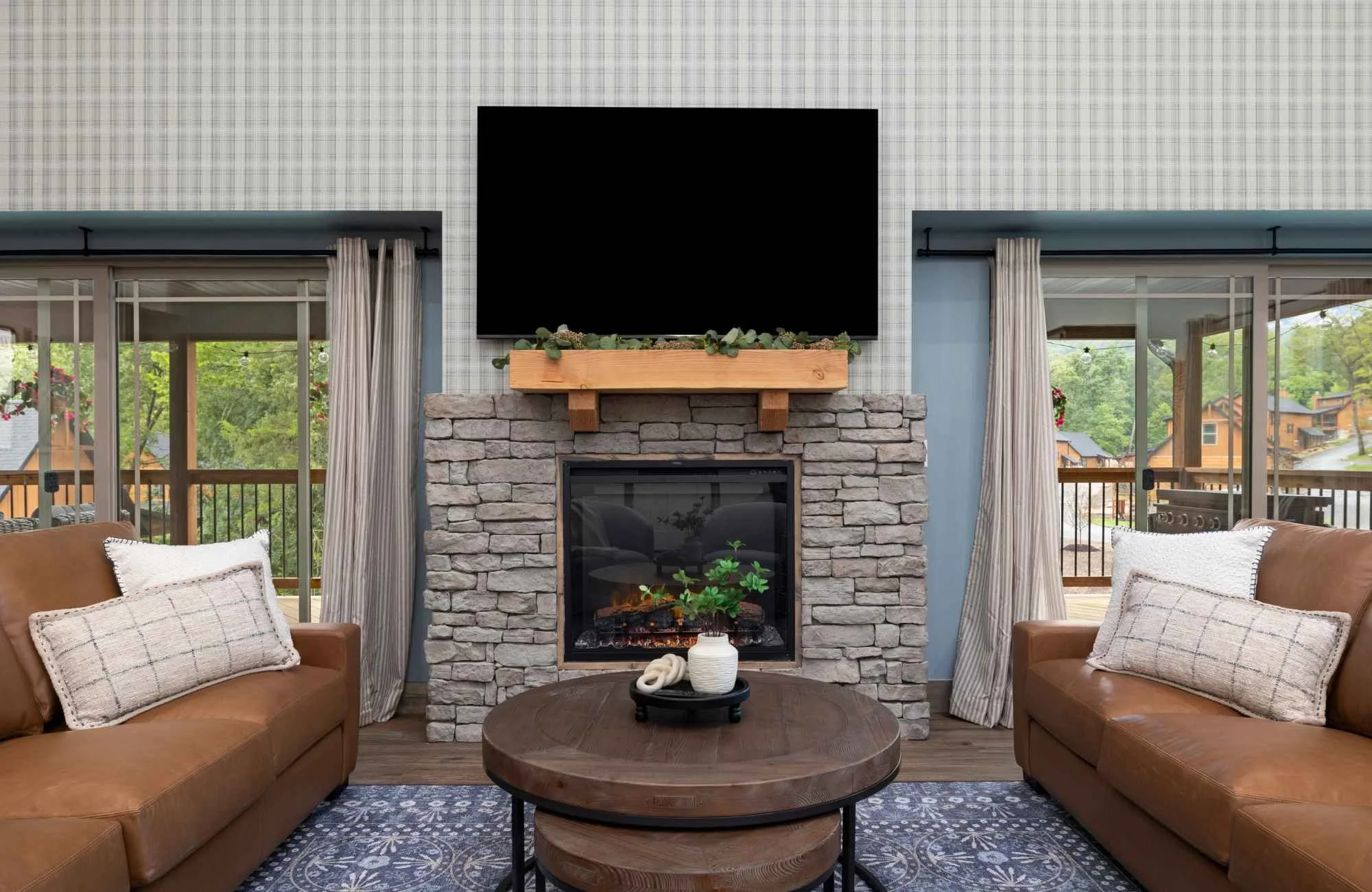 Choosing the Right Paint Colors: Designer Tips for a Cohesive, Beautiful Home