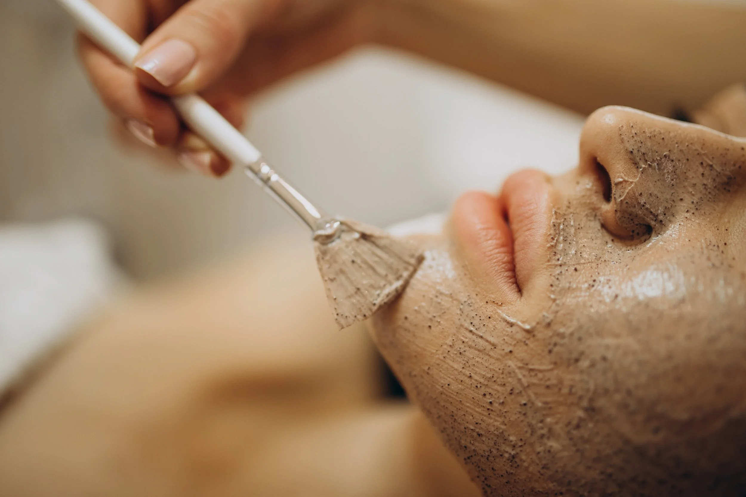 Veido procedūra su kauke — Grožio salonas „Edita", Kaunas