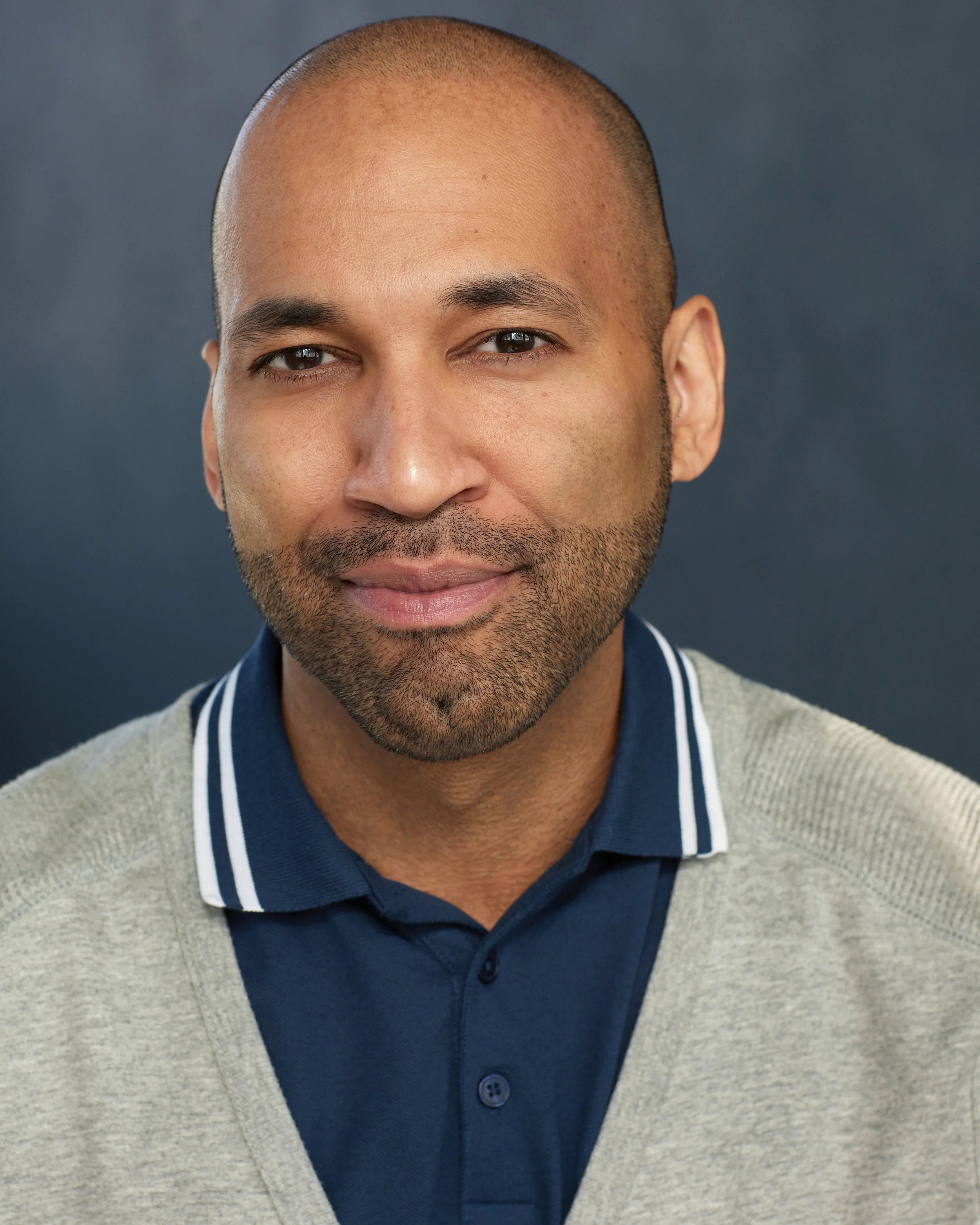 Jorge Ortiz Headshot 3.jpg