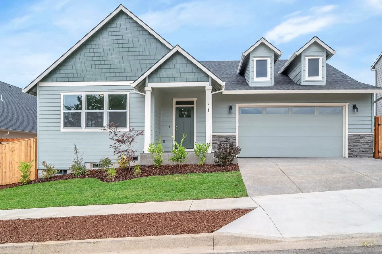 🚨 DOUBLE OPEN HOUSE 🚨

TODAY &mdash; Saturday, April 11th from 10:00 AM &ndash; 1:00 PM, you&rsquo;re invited to explore not one&hellip; but TWO beautiful homes right next door to each other in Silverton!

📍 777 Riley Dr &amp; 781 Riley Dr

Whethe