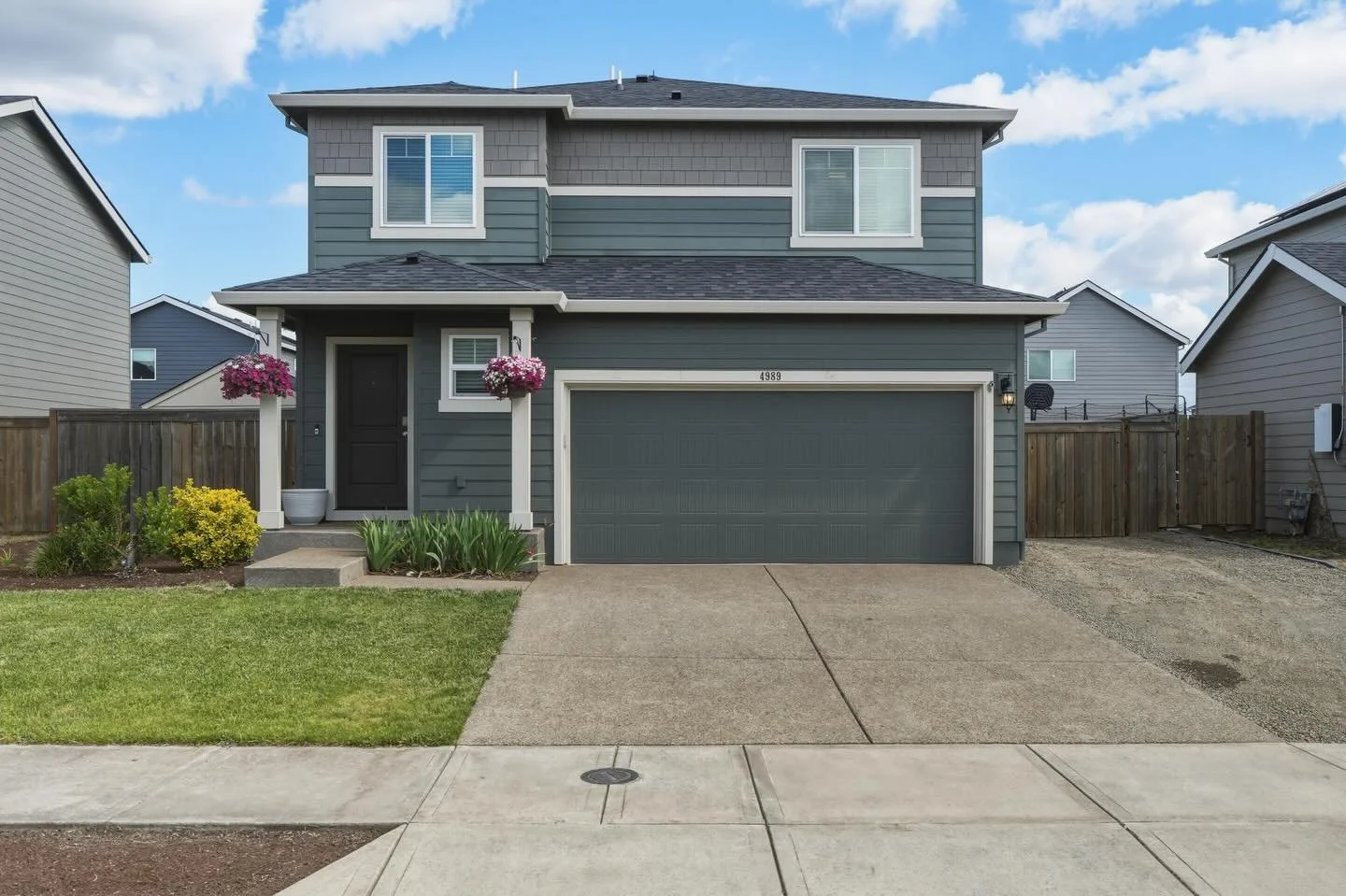 🏡 NEW LISTING + OPEN HOUSE! 🏡

Looking for a home that offers space, functionality, and a great location? Come check out 4989 Skylab Ave NE, Salem, OR 97305!

✨ 3 Bedrooms
✨ 2.5 Bathrooms
✨ Open-Concept Floor Plan
✨ True Primary Suite with En-Suite