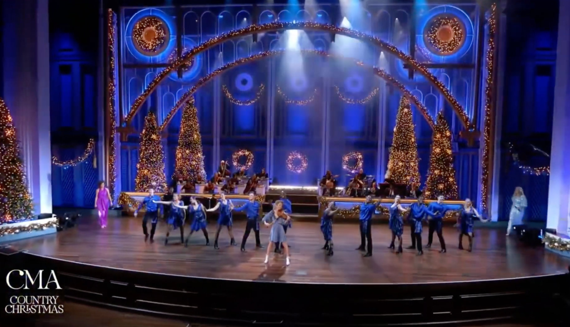 Lindsey Stirling, Tricia Yearwood, Amy Grant | Dancer