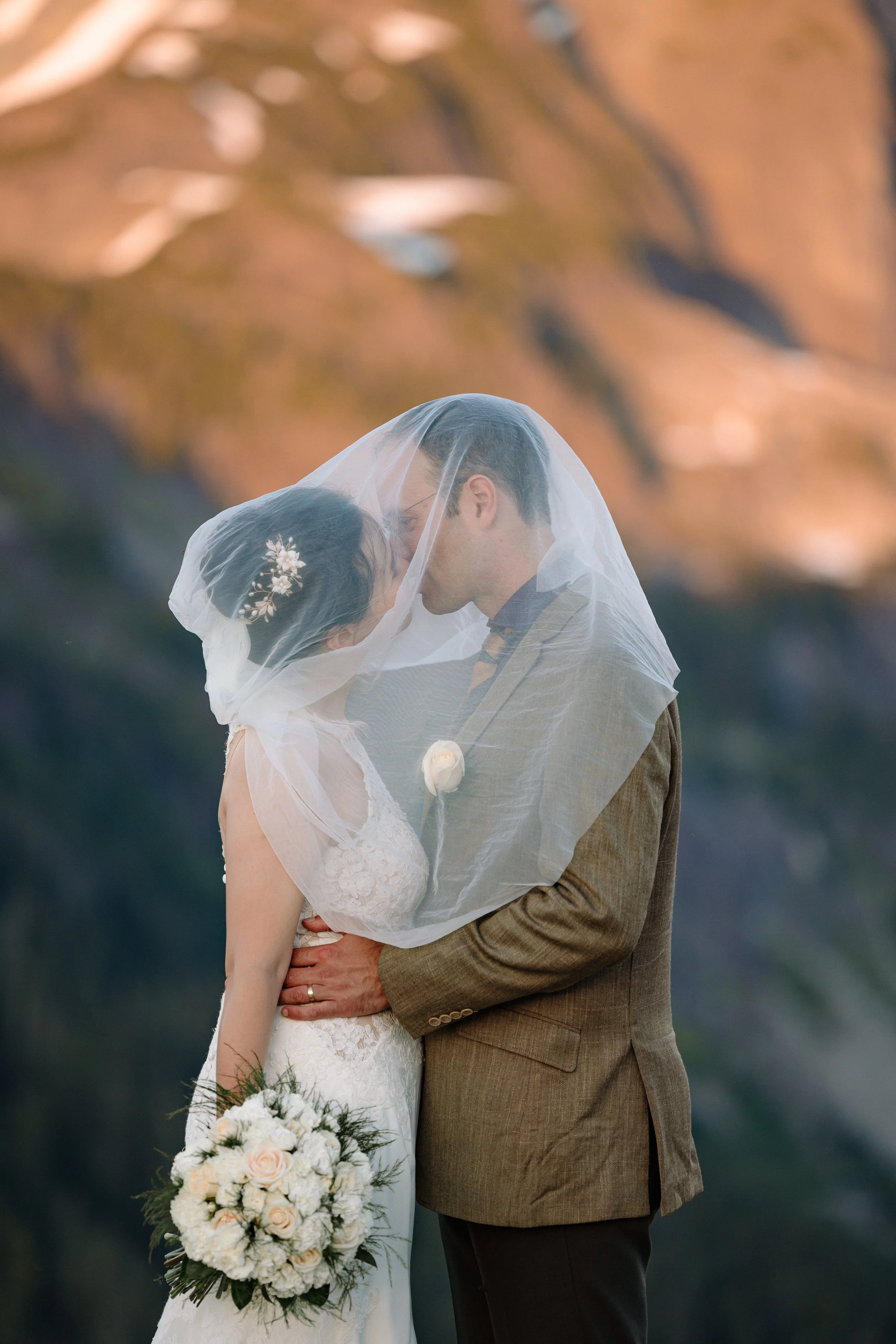Sunset elopement portrait at Artist Point in the North Cascades, Washington.