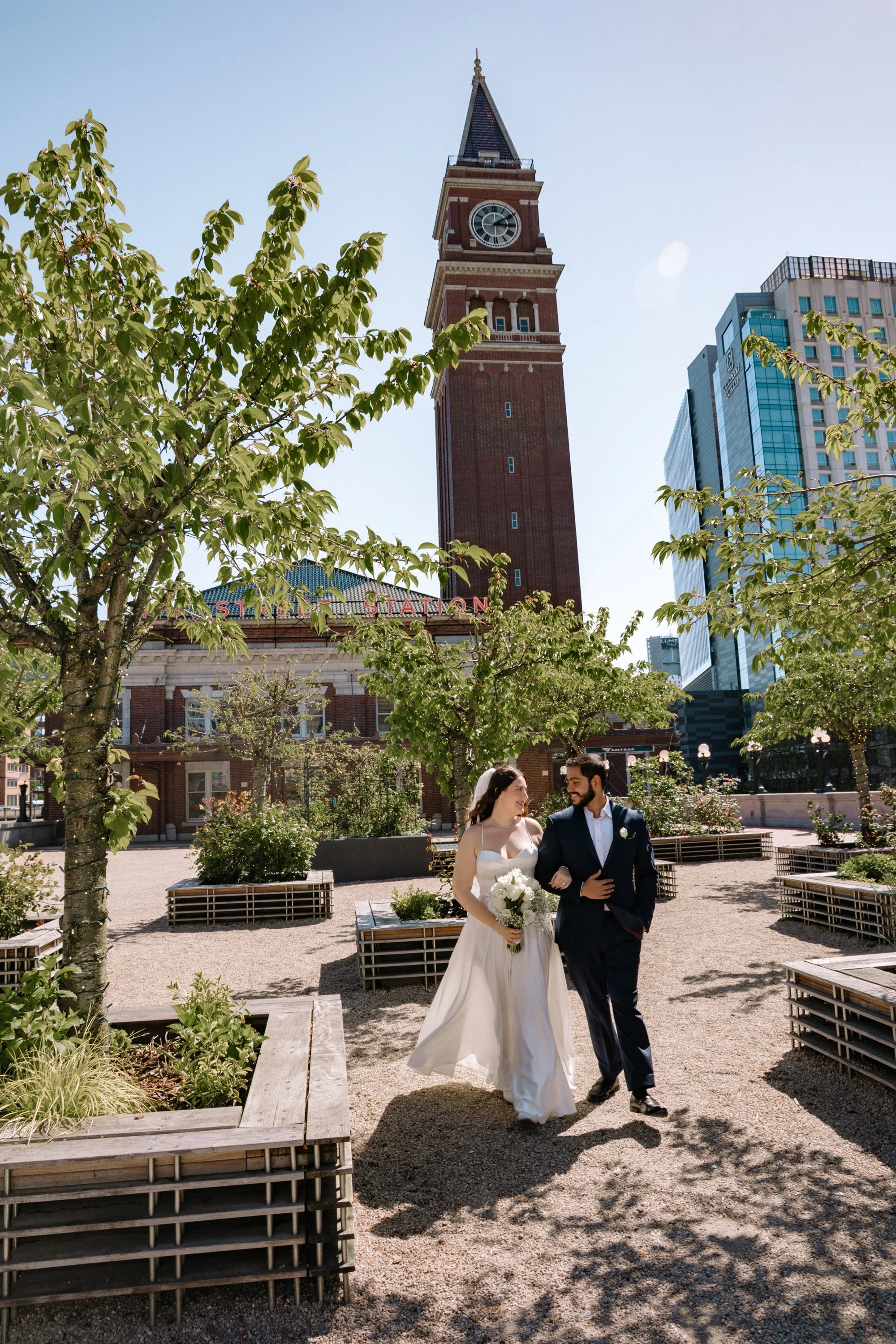 Seattle courthouse wedding portraits in Pioneer Square near King Street Station