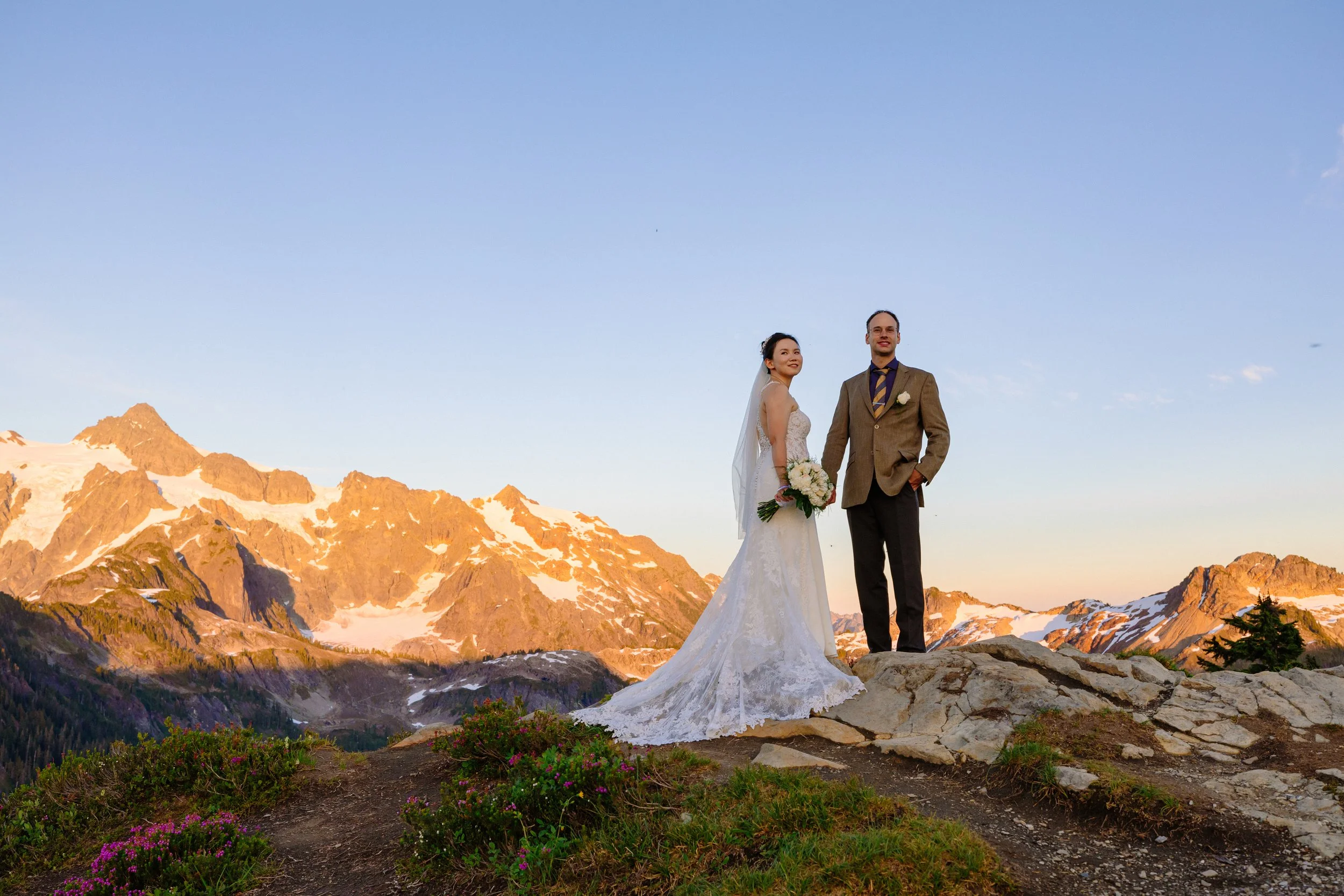Sunset elopement portrait at Artist Point in the North Cascades, Washington.