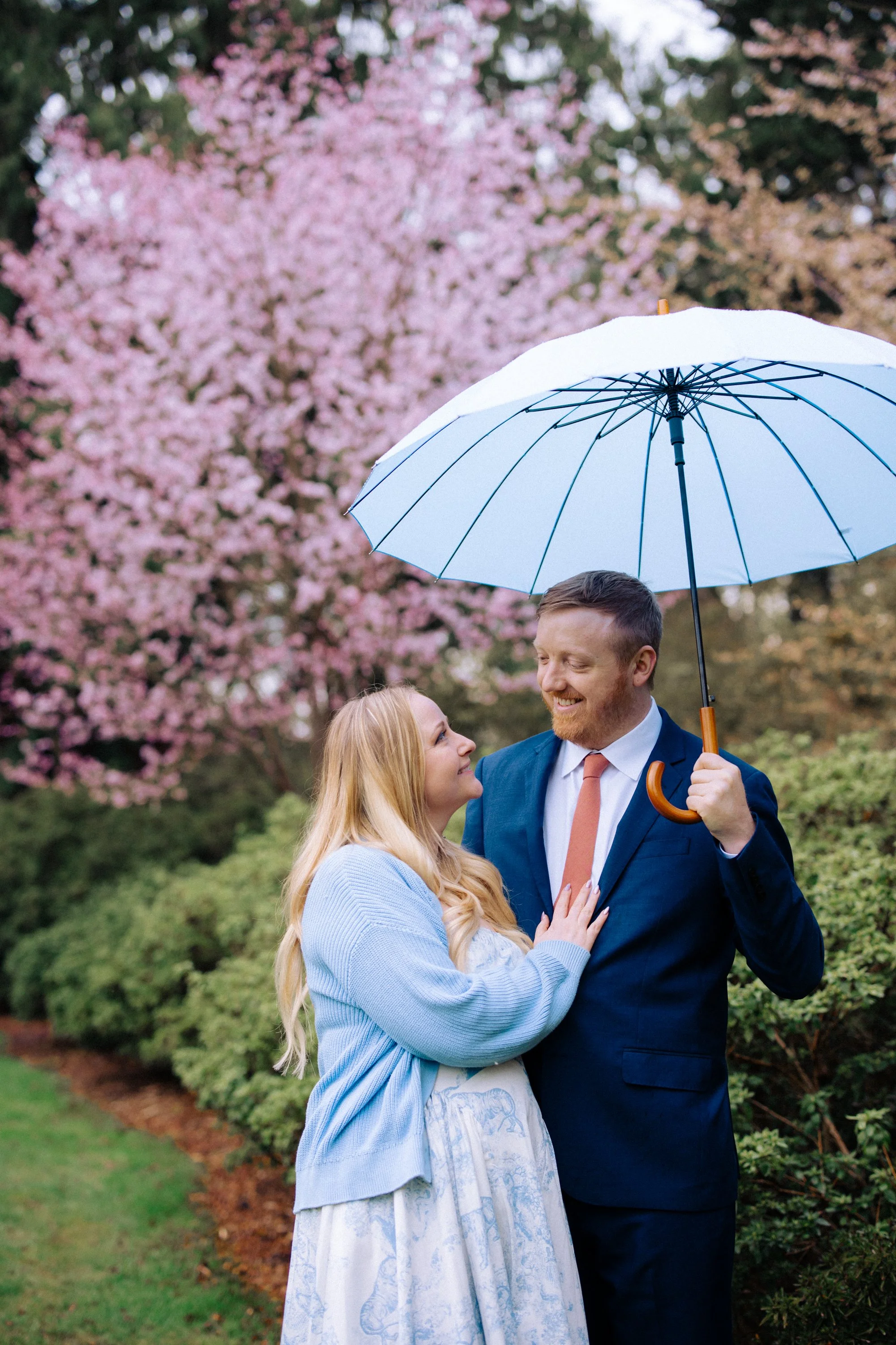 seattle-cherry-blossom-engagement -3.jpg