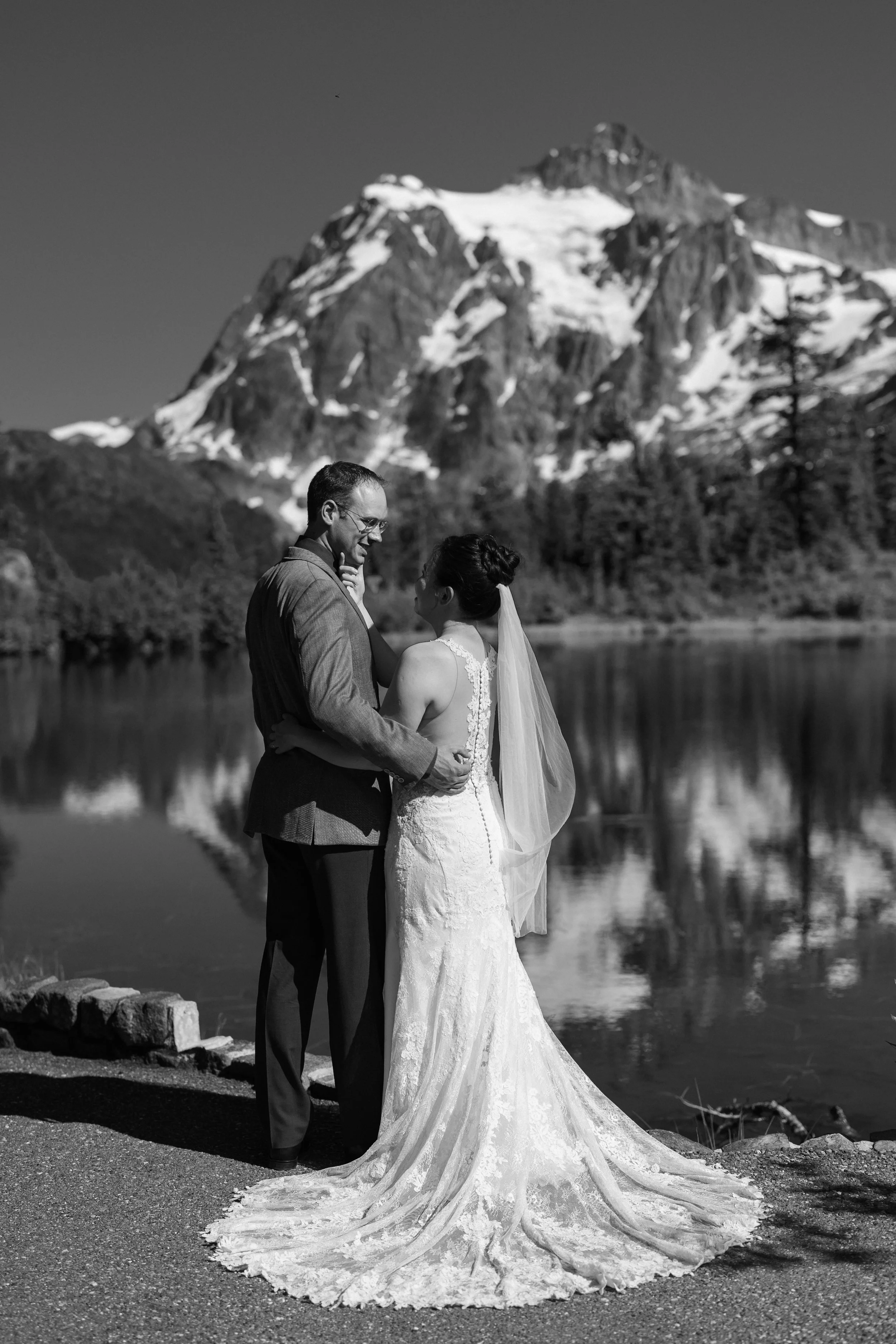 Black and white elopement portrait at Artist Point in the North Cascades, Washington.