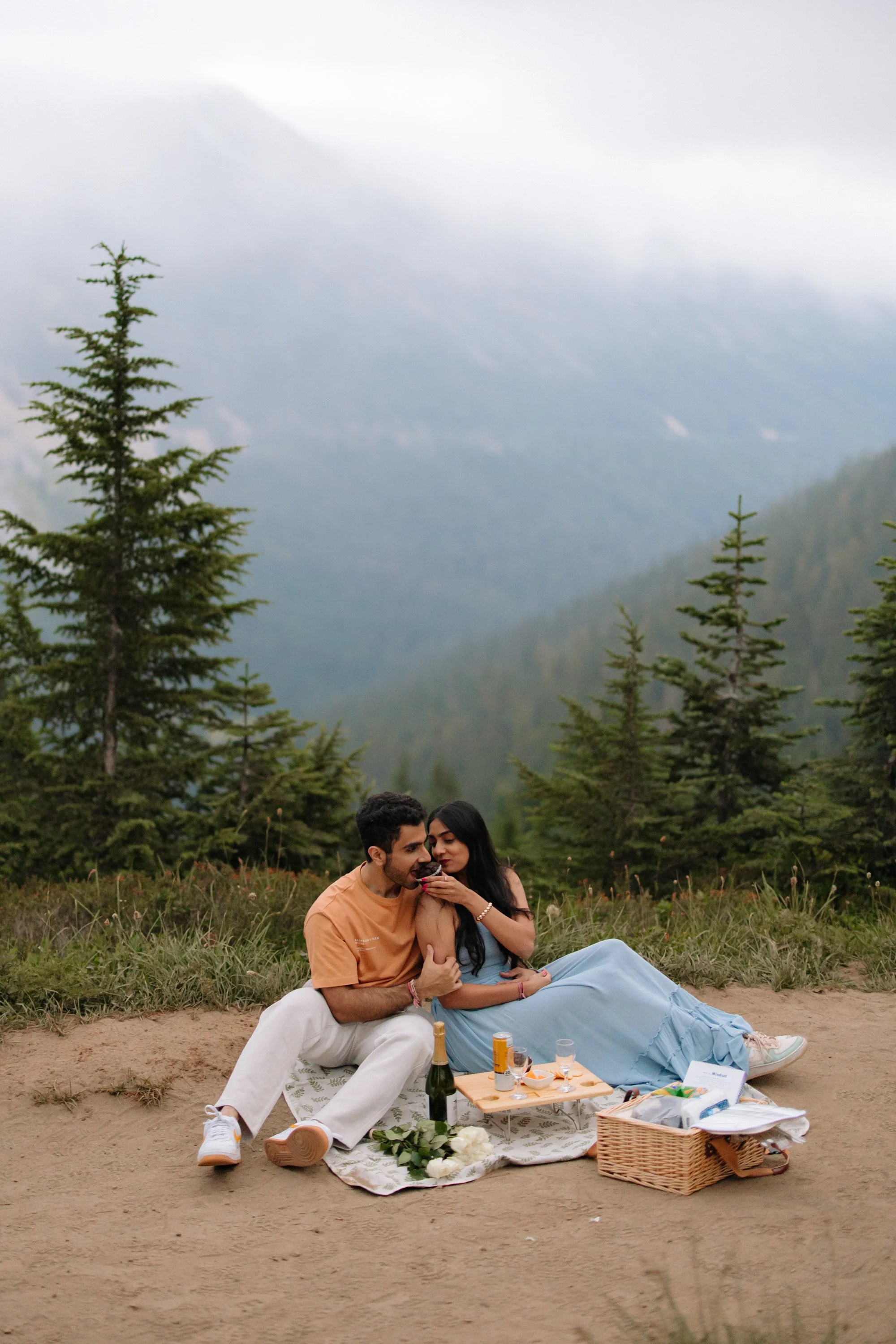 mt-rainier-naches-peak-loop-tipsoo-lake-engagement-451.jpg
