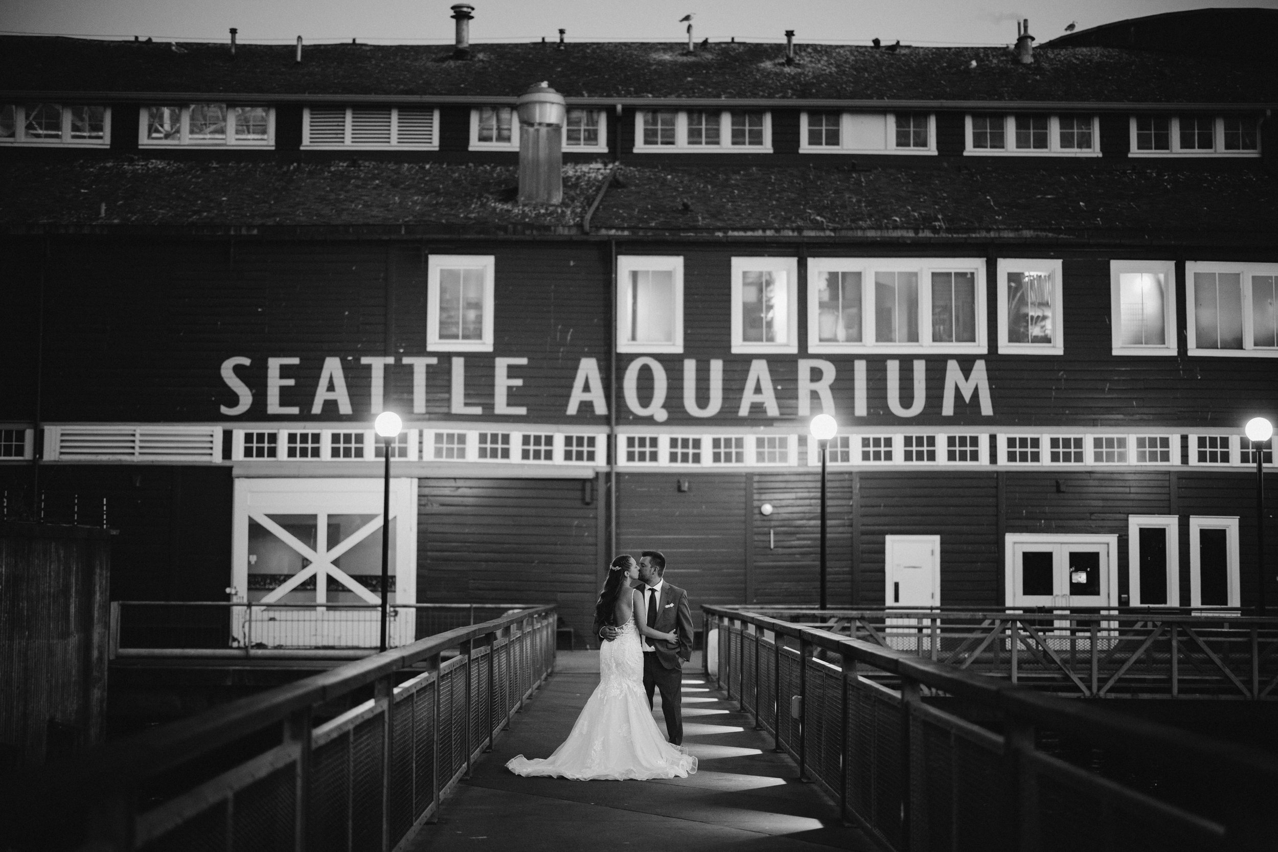 seattle-aquarium-wedding--52.jpg