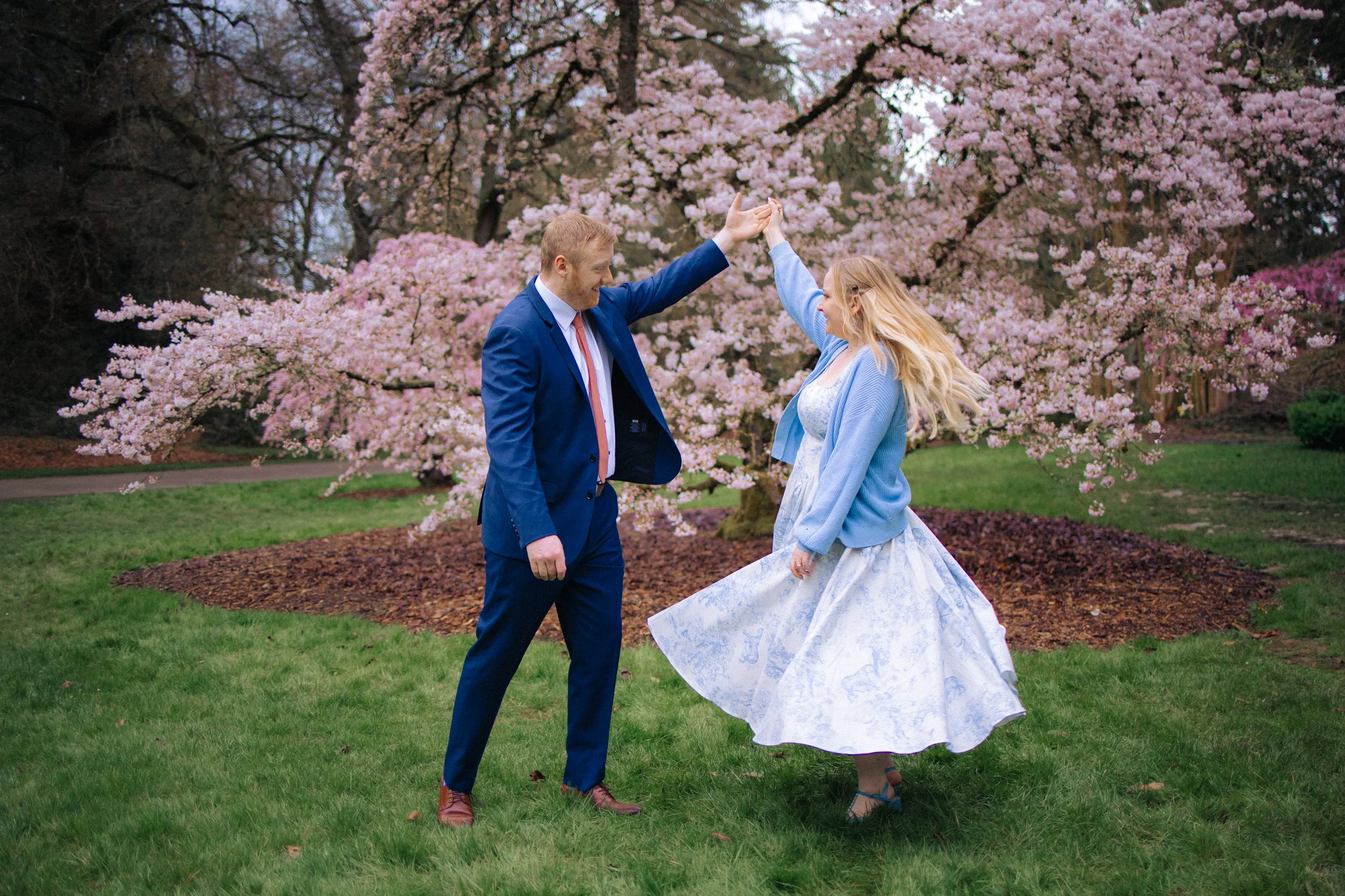 seattle-cherry-blossom-engagement -24.jpg