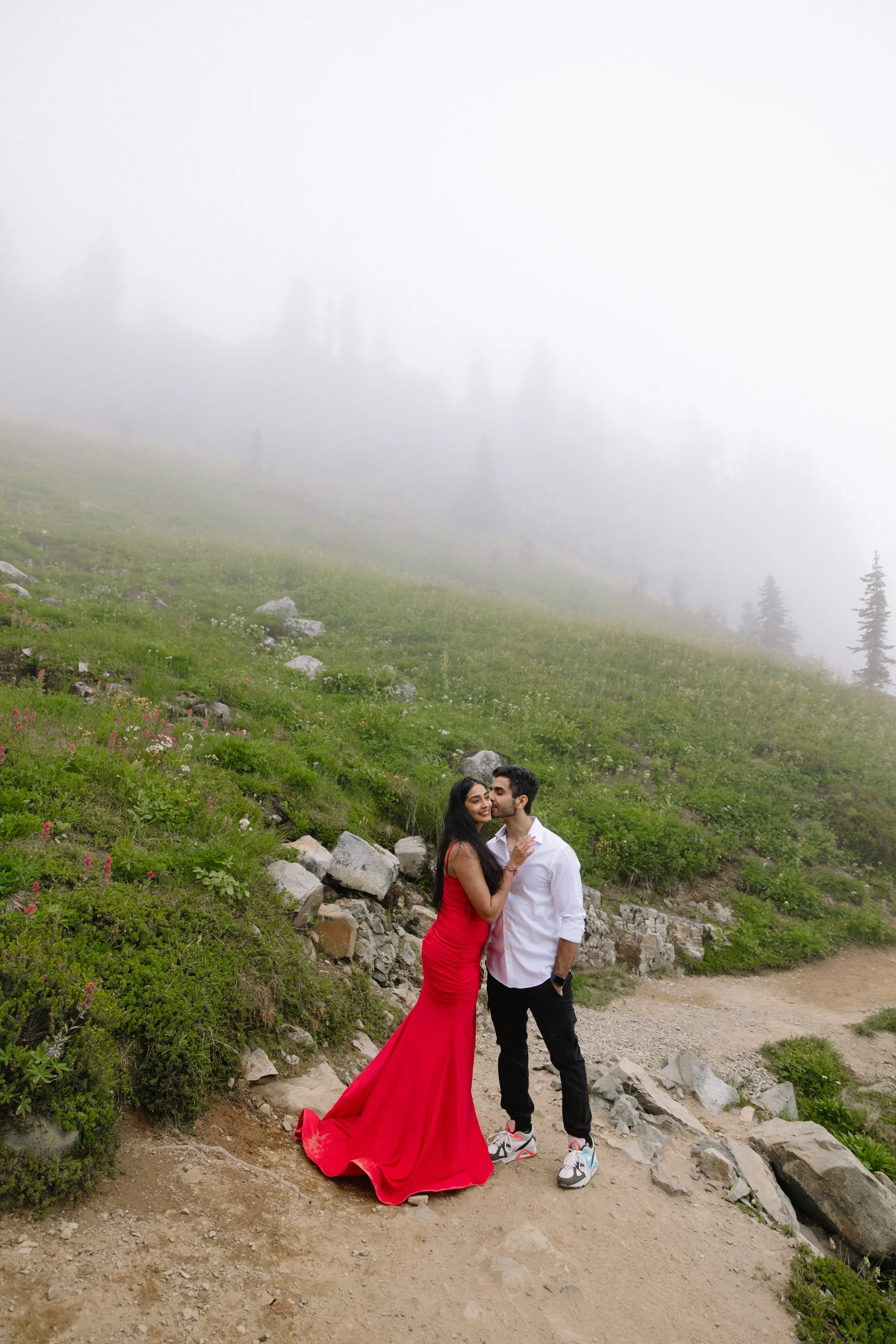 mt-rainier-naches-peak-loop-tipsoo-lake-engagement-330.jpg