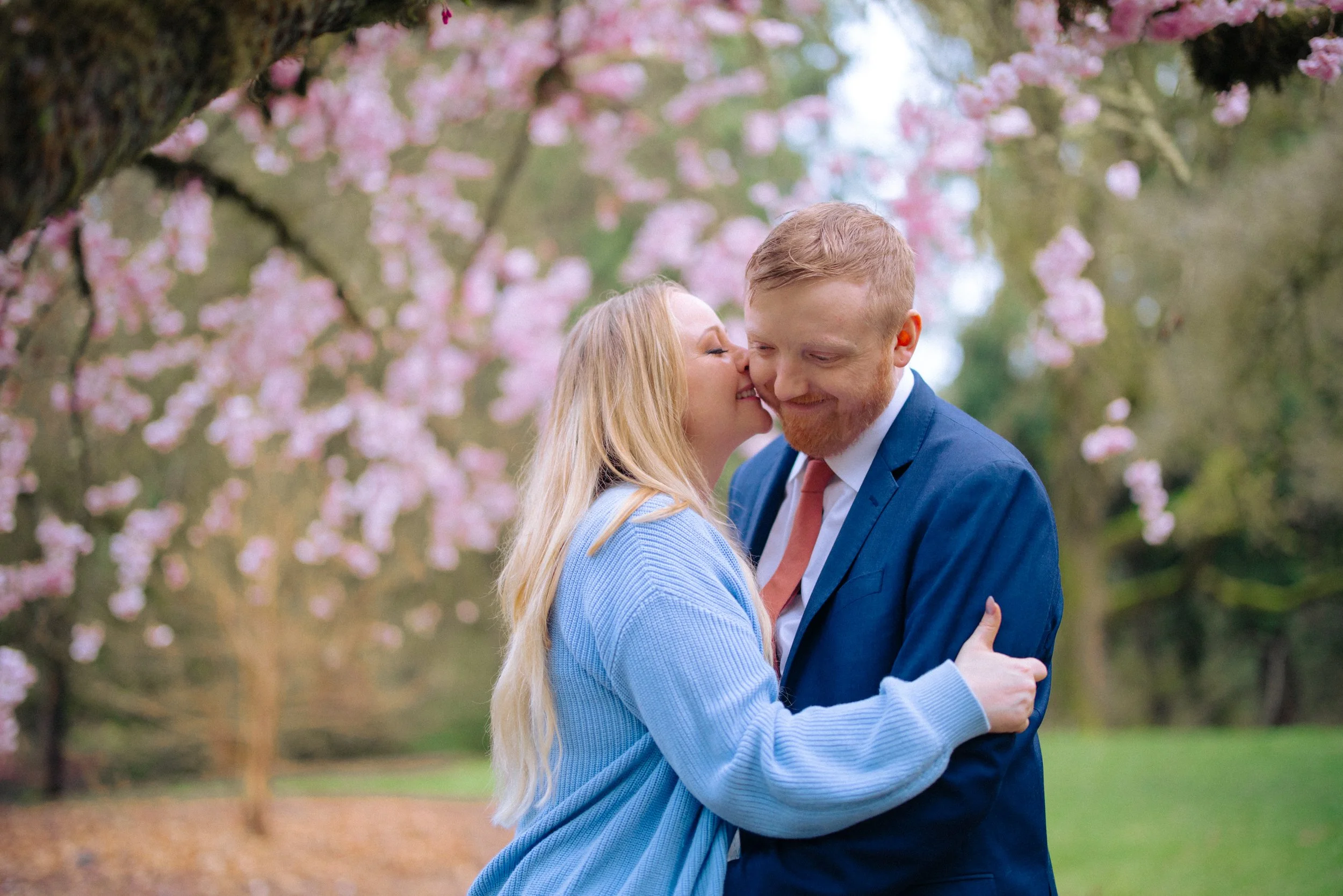seattle-cherry-blossom-engagement -35.jpg