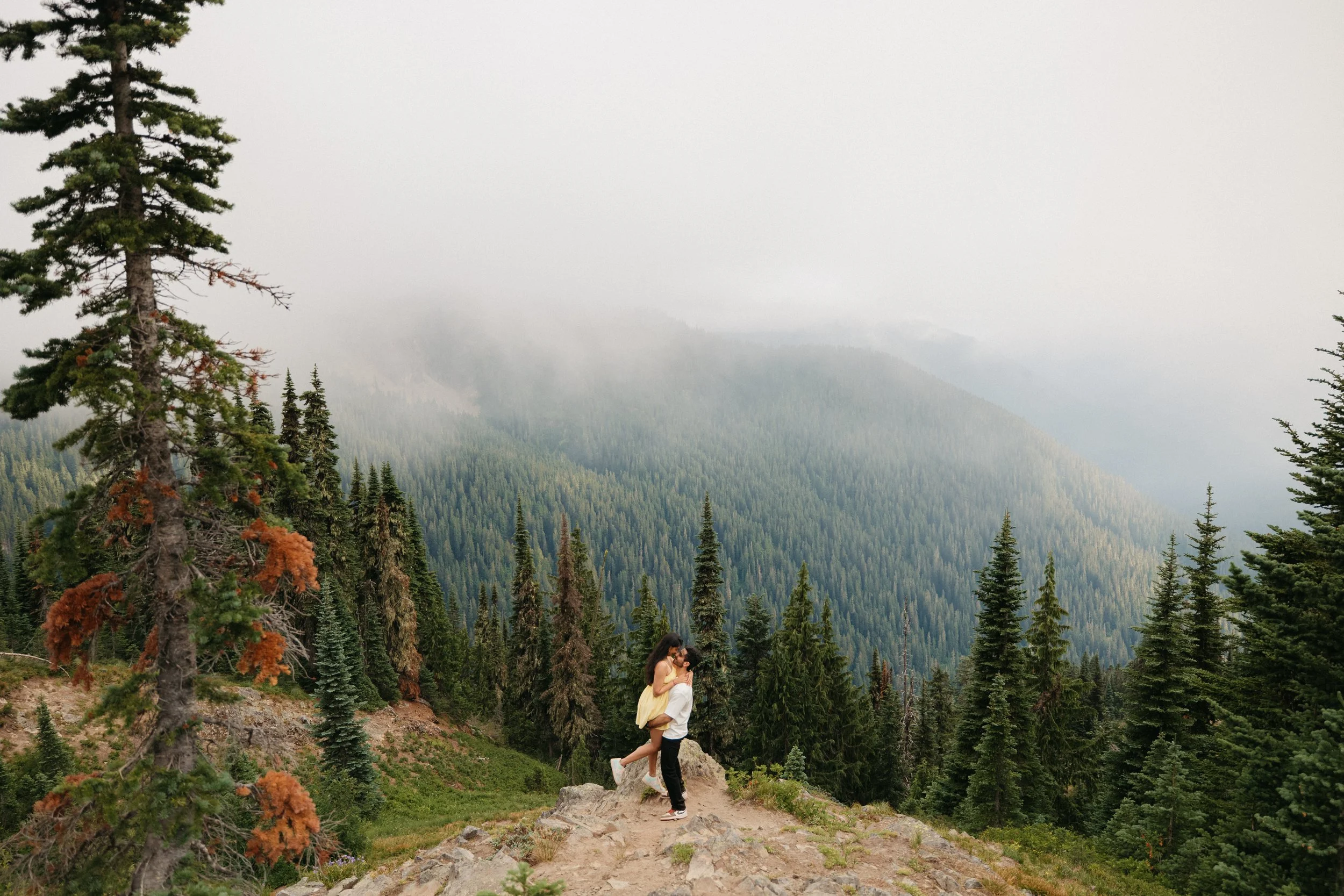 mt-rainier-naches-peak-loop-tipsoo-lake-engagement-100.jpg
